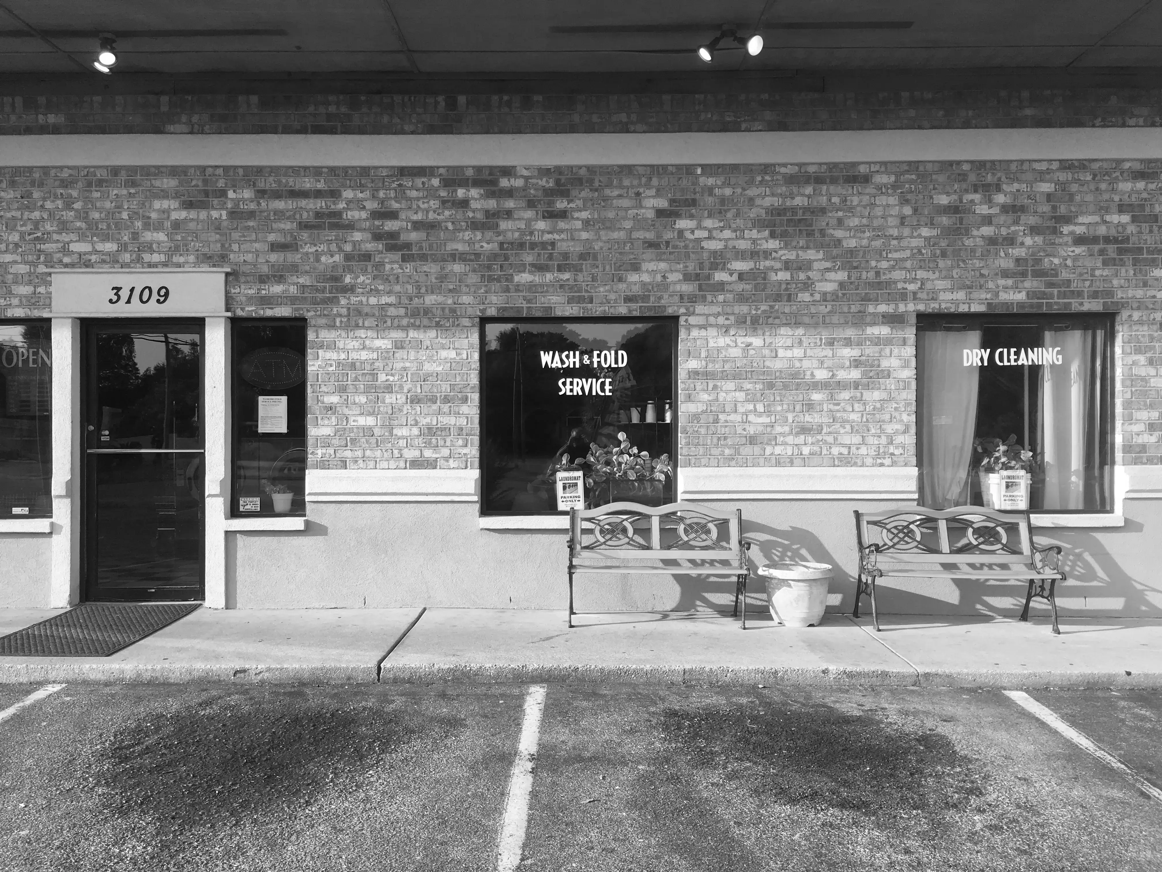 Michigan Coin Laundry thumbnail 10