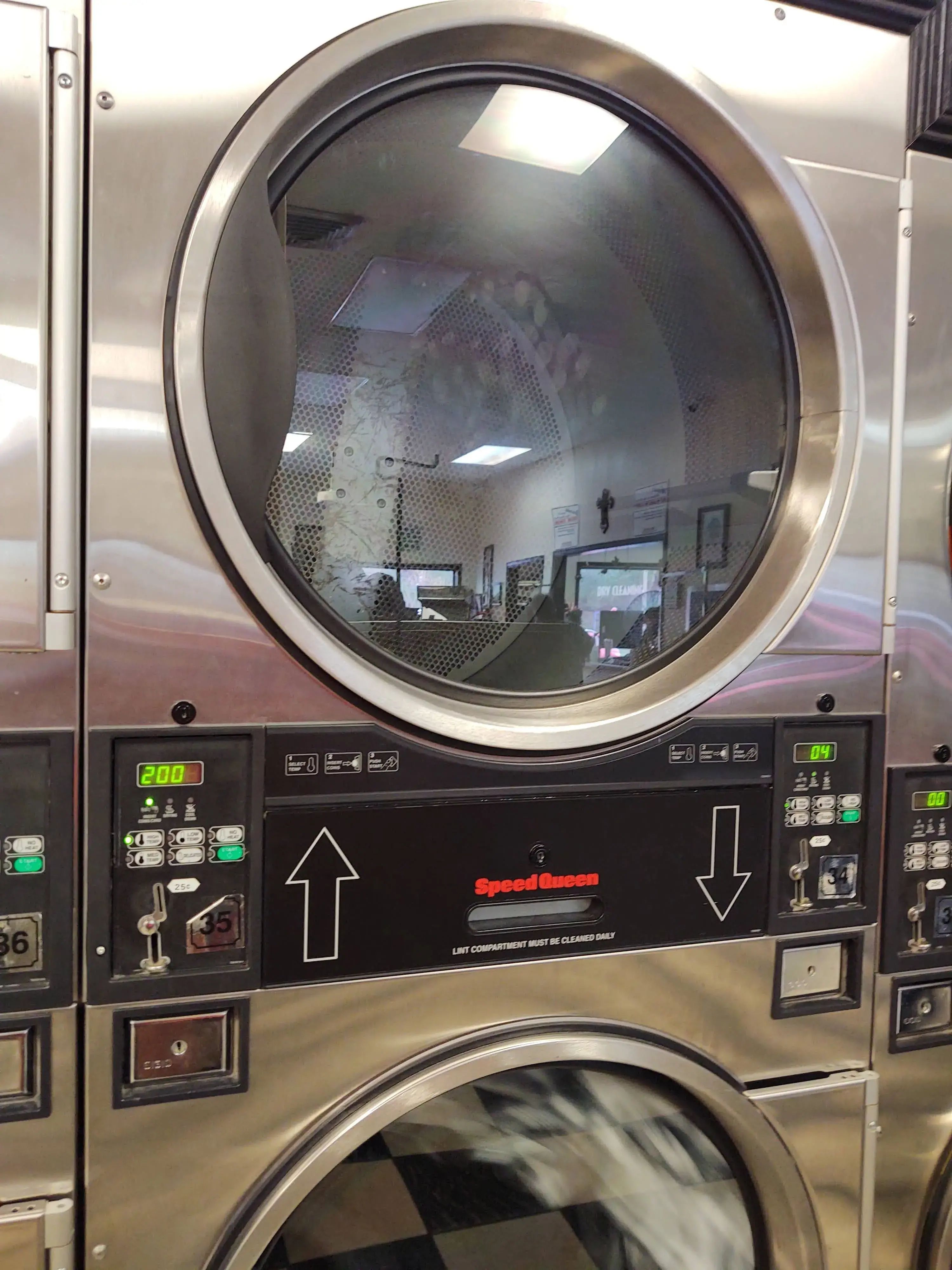 Michigan Coin Laundry - Image 2