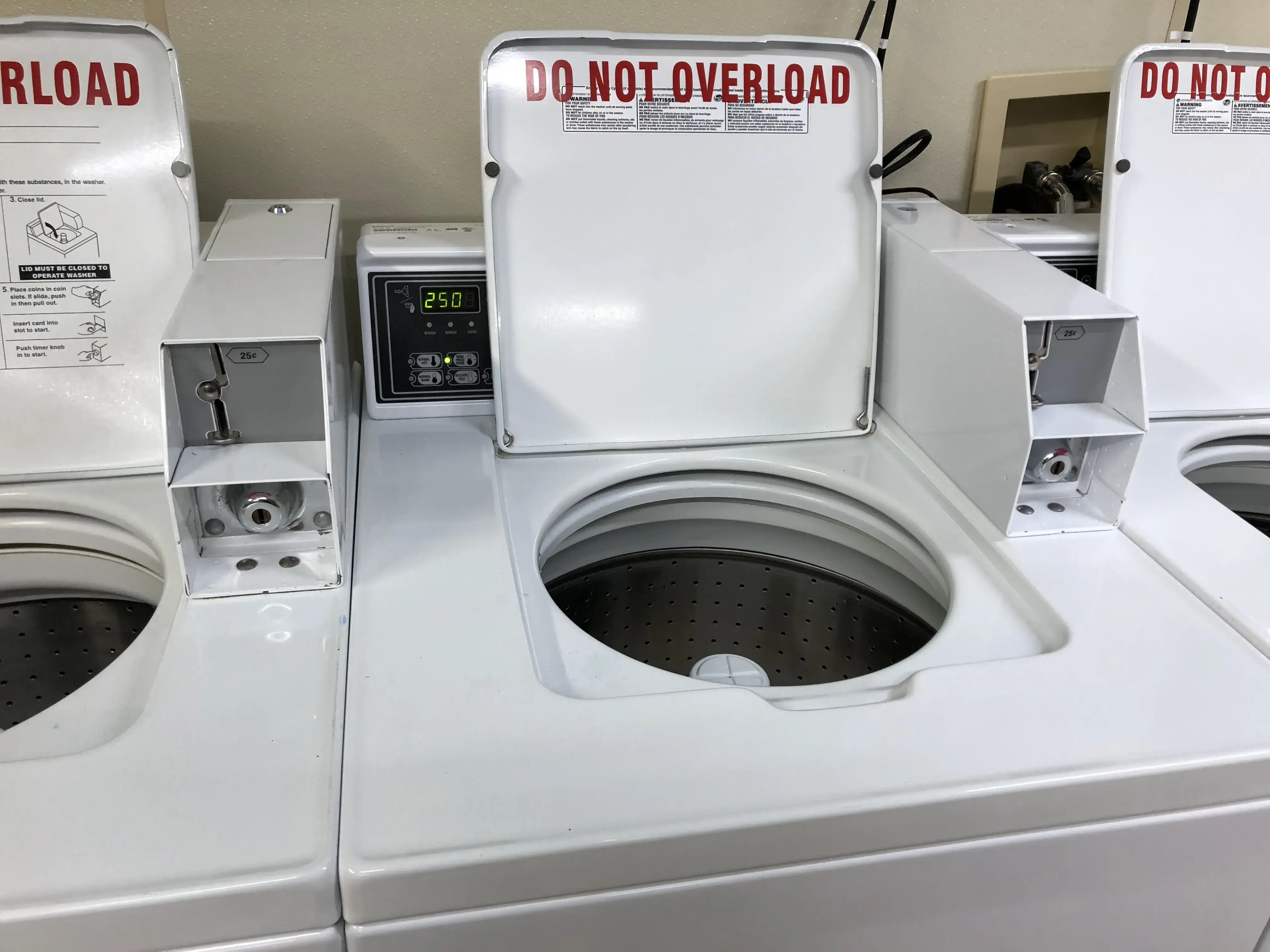 Mid-Town Laundromat - Image 12