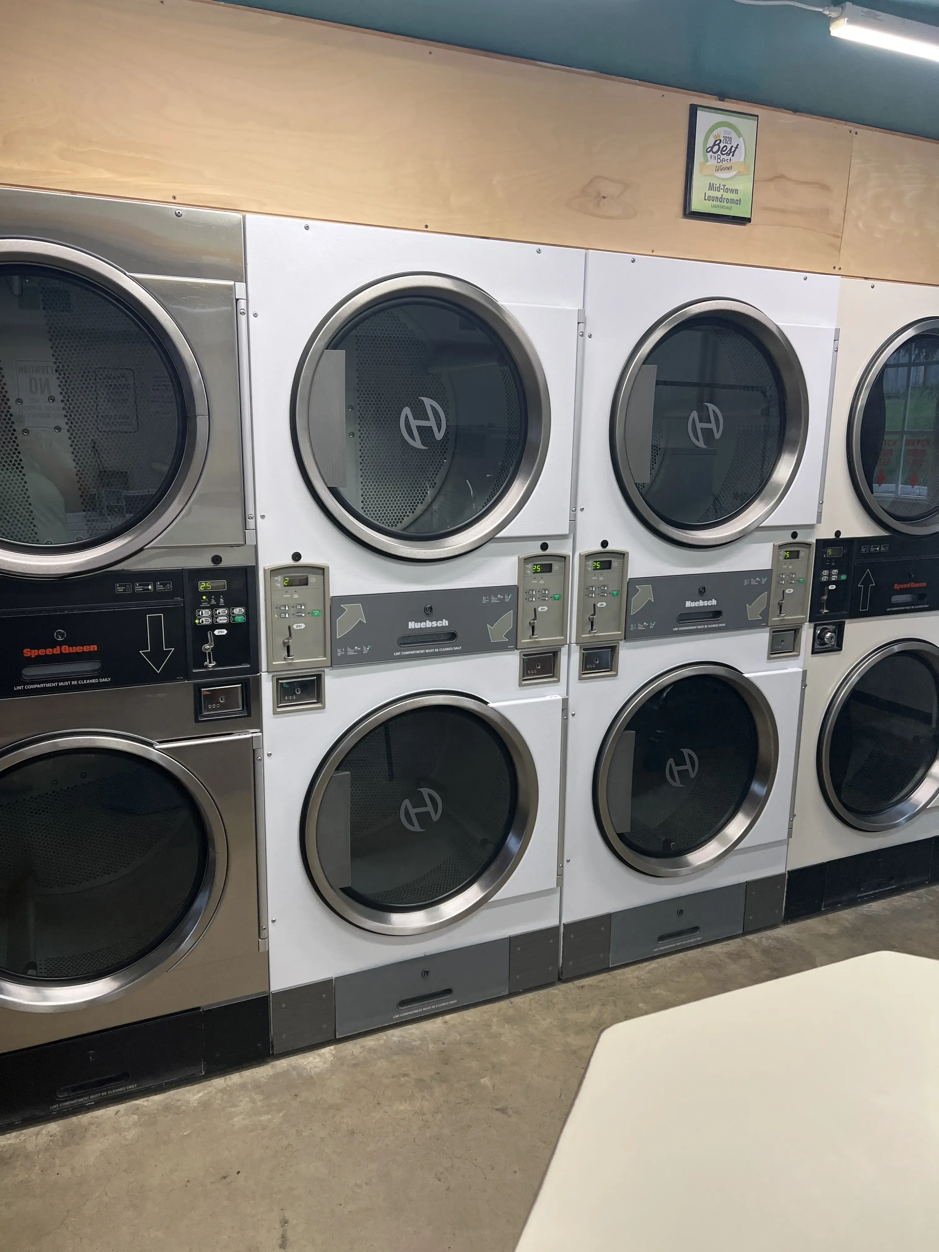 Mid-Town Laundromat - Image 19