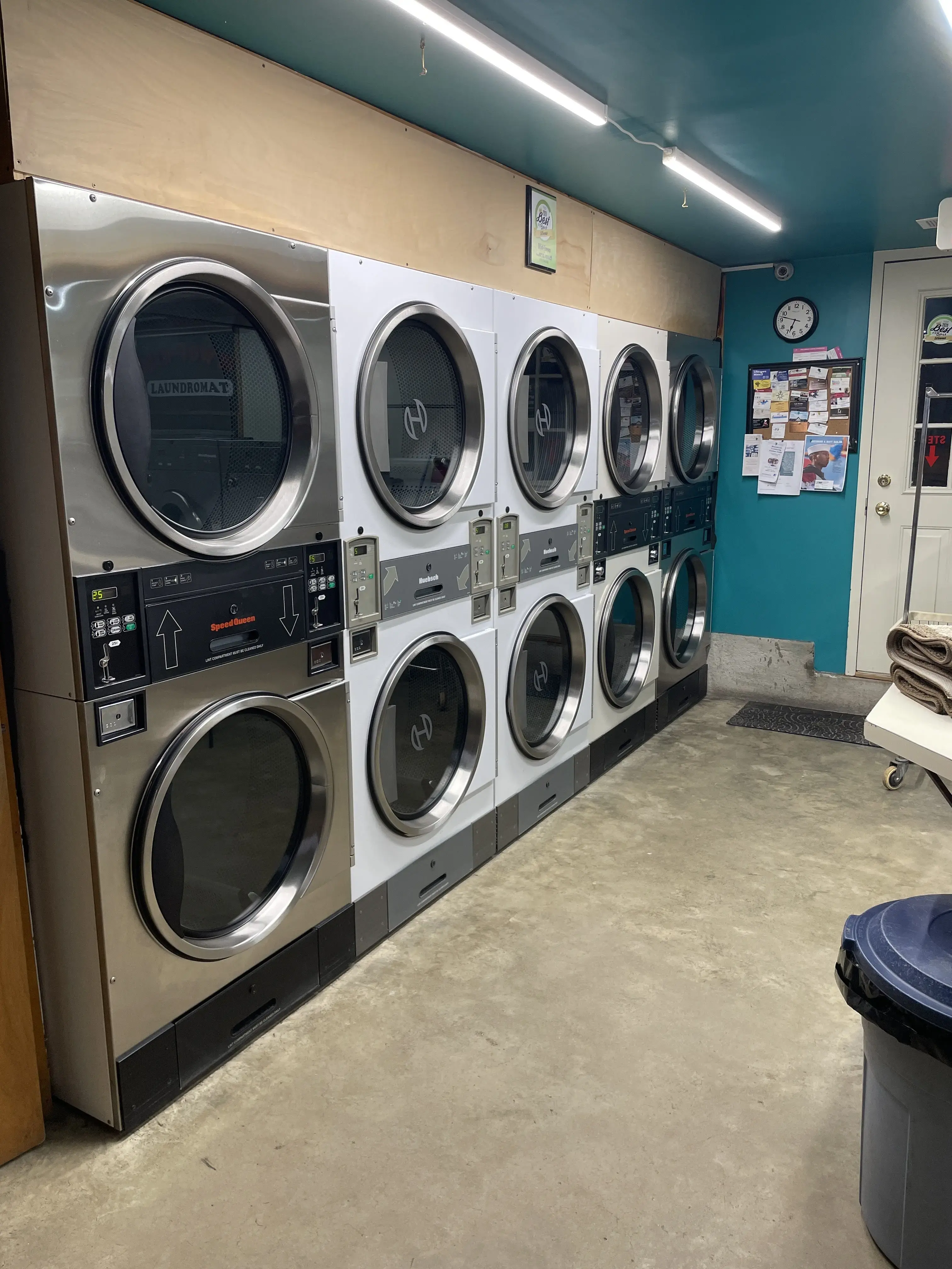 Mid-Town Laundromat - Image 4