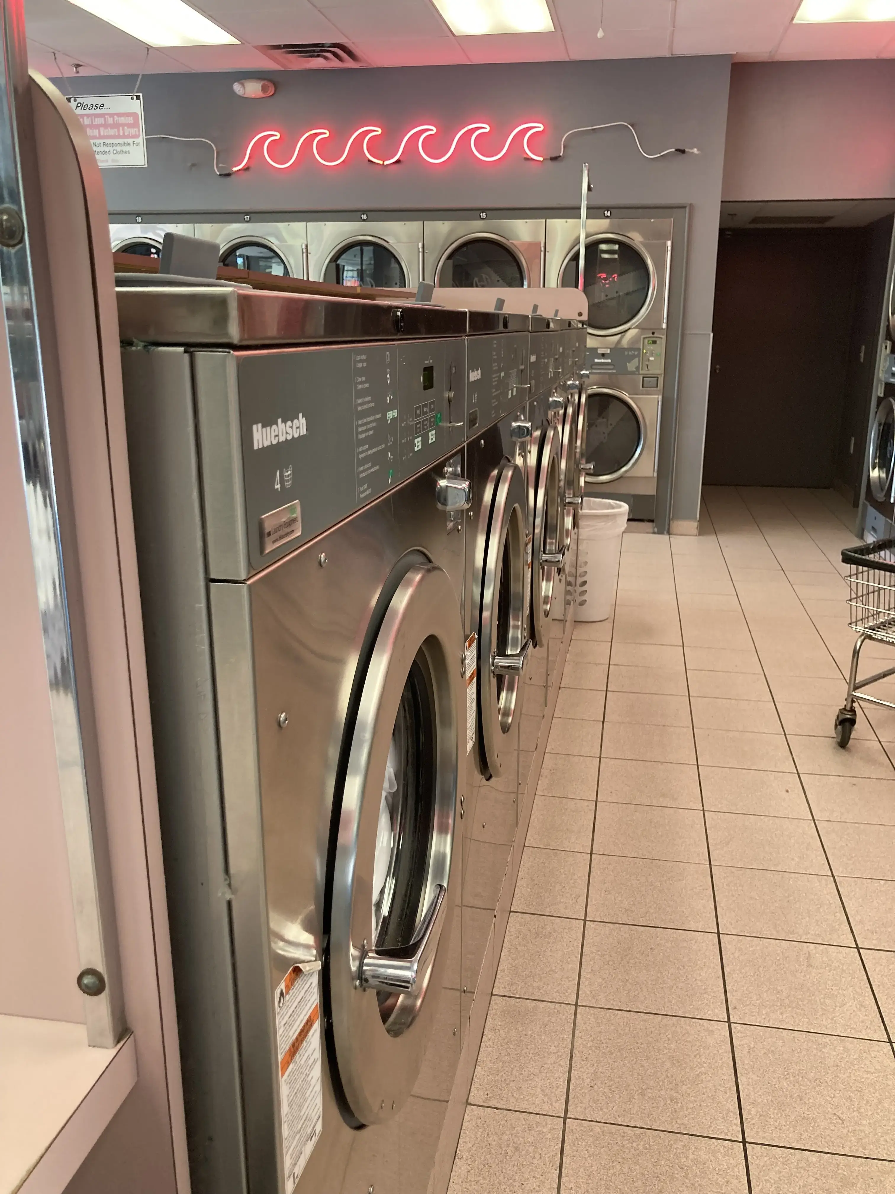 Mid Valley Laundromat thumbnail 6