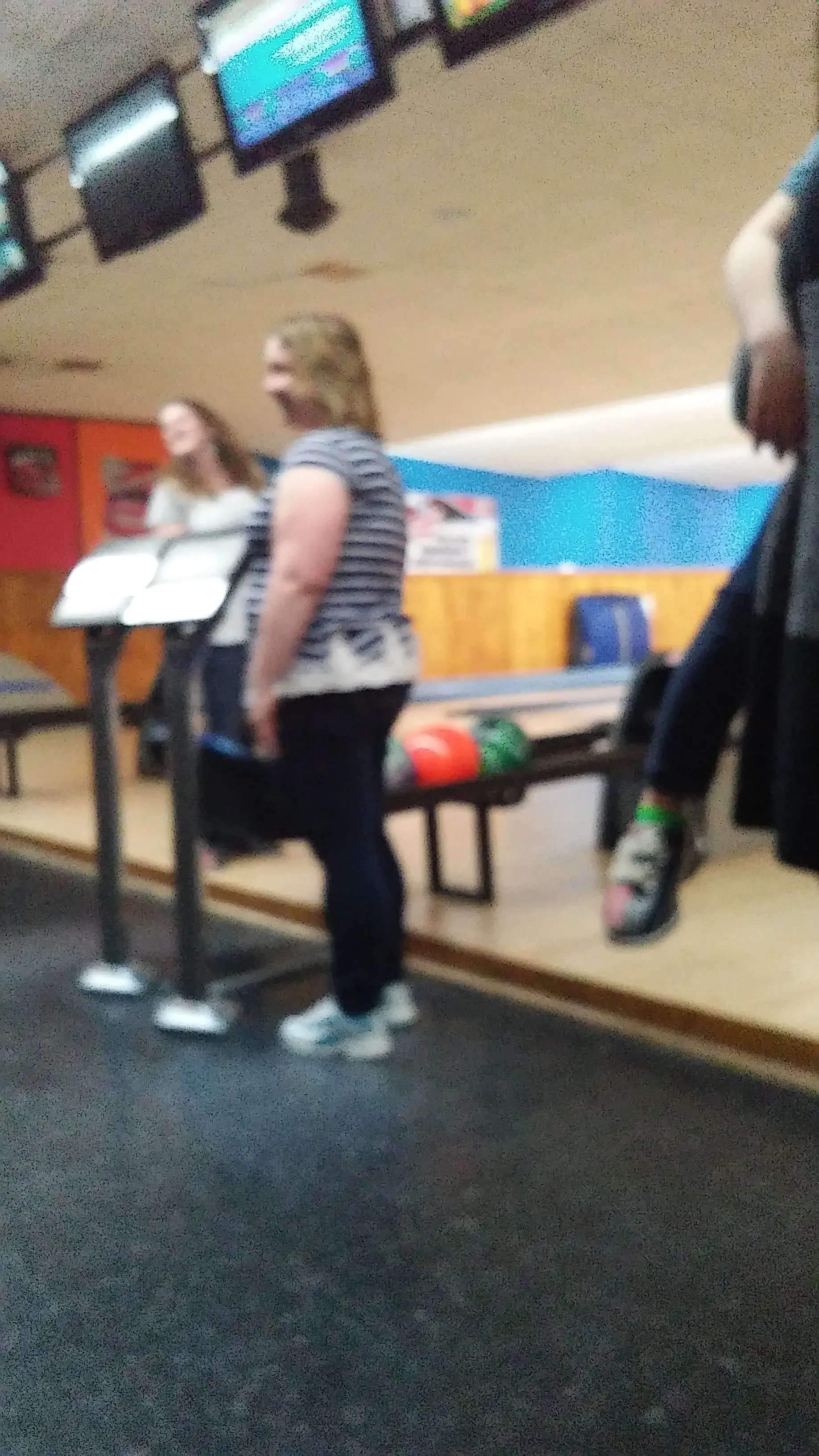 Middleburgh Lanes & Laundromat - Image 13