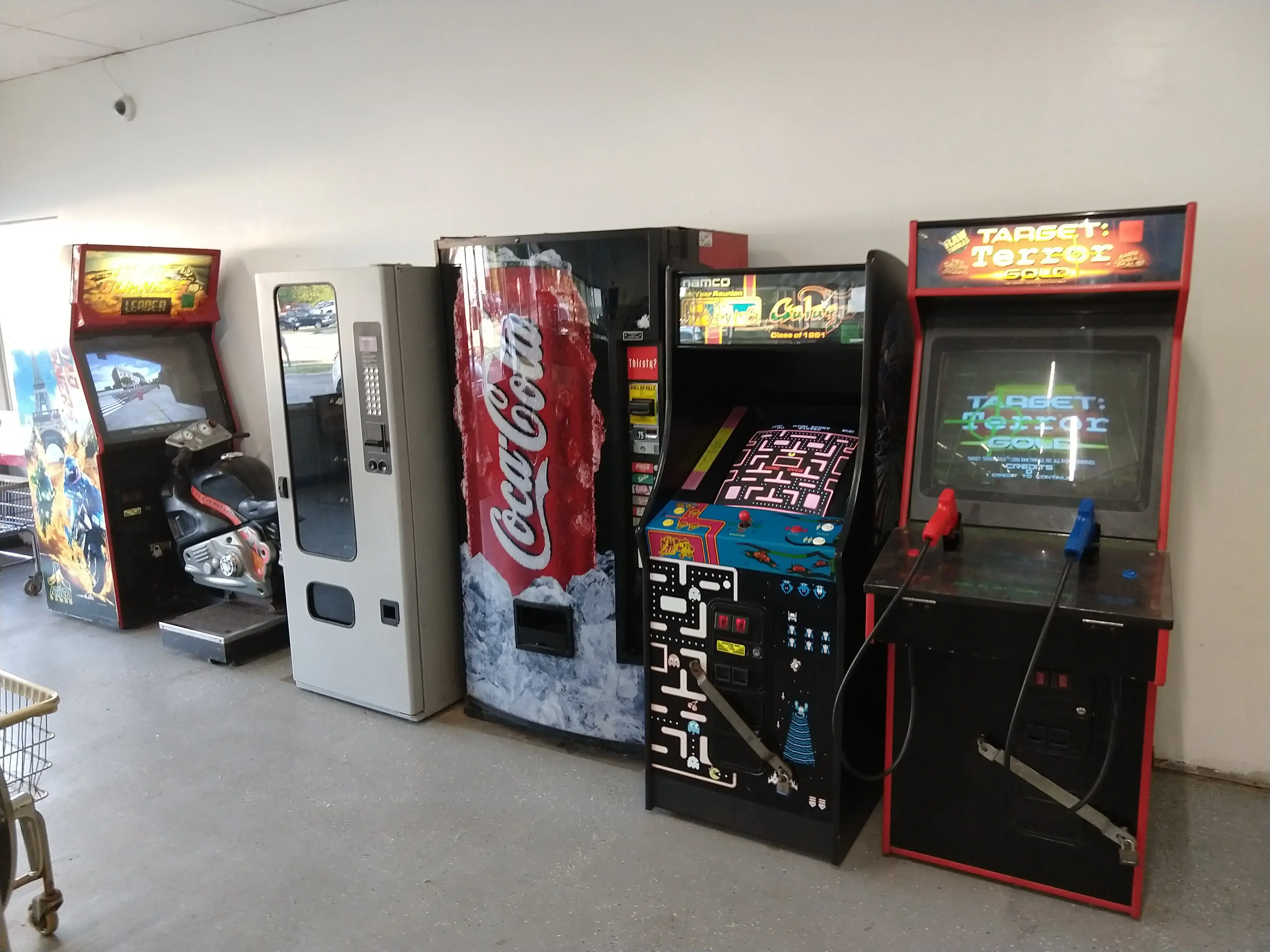 Middleville Laundromat thumbnail 4