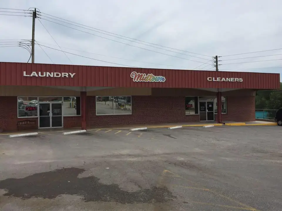 Midtown Dry Cleaners & Laundry - Image 1