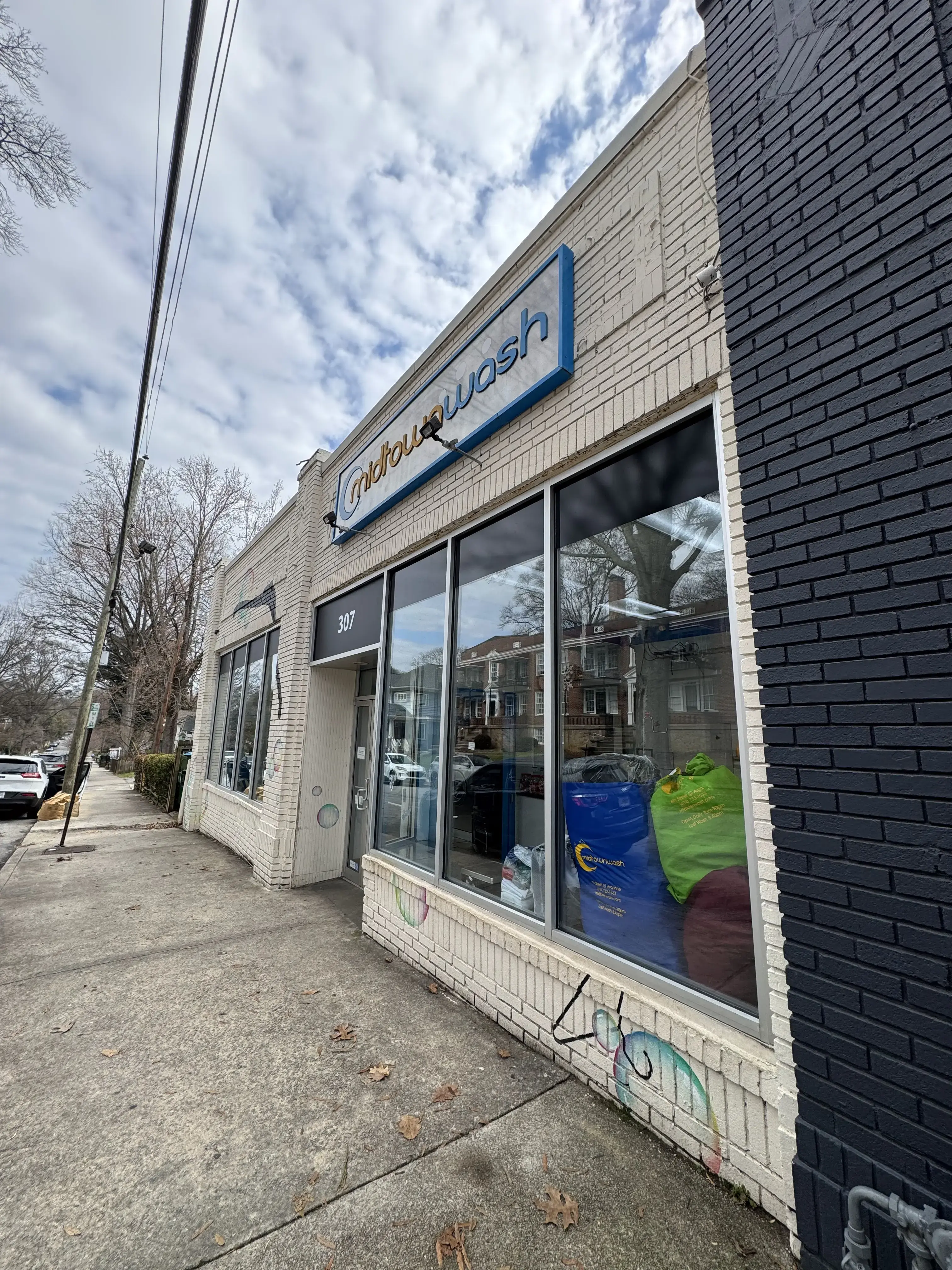 Midtown Wash - Image 2