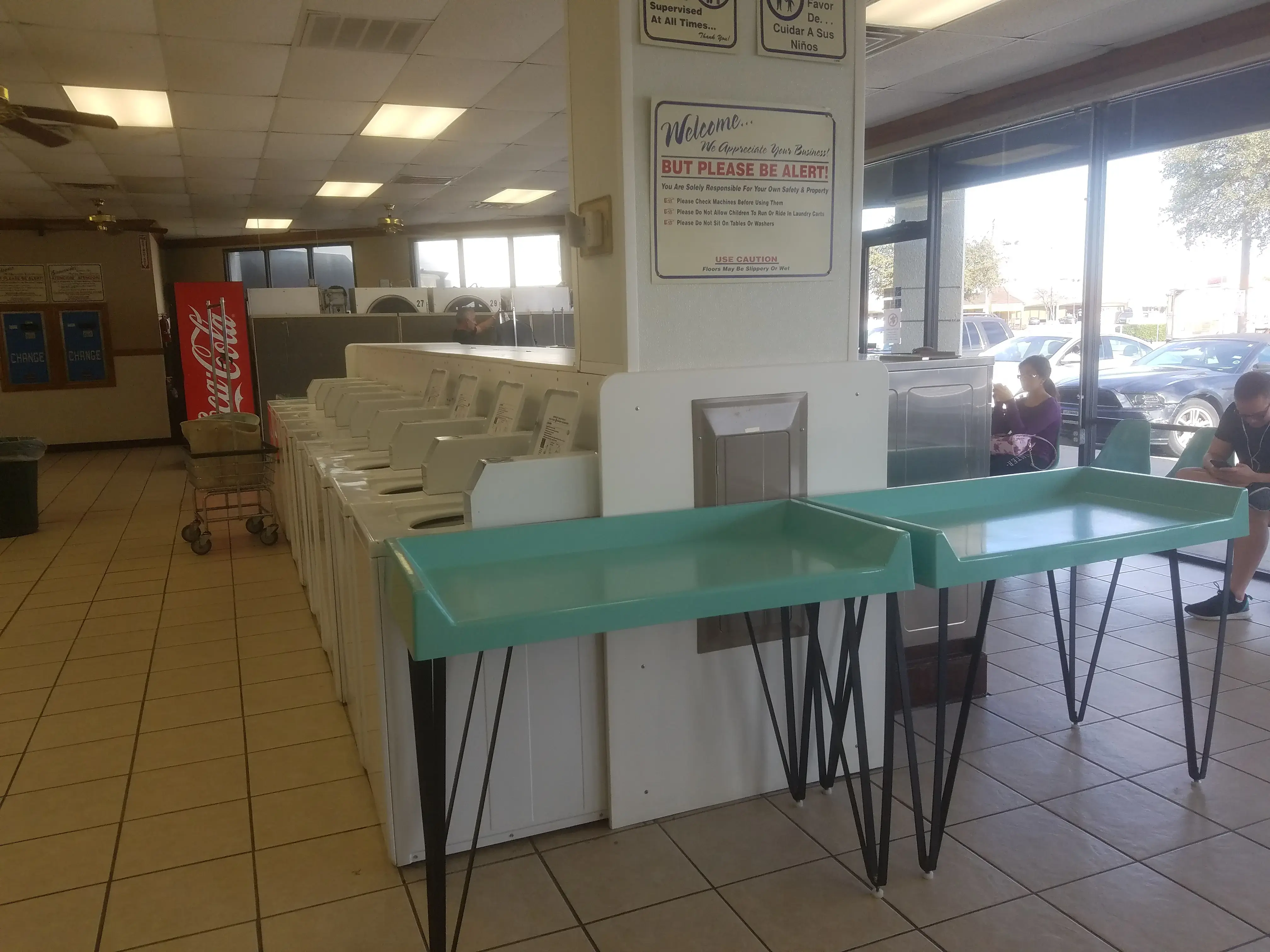 Midway Wash And Dry - Image 13