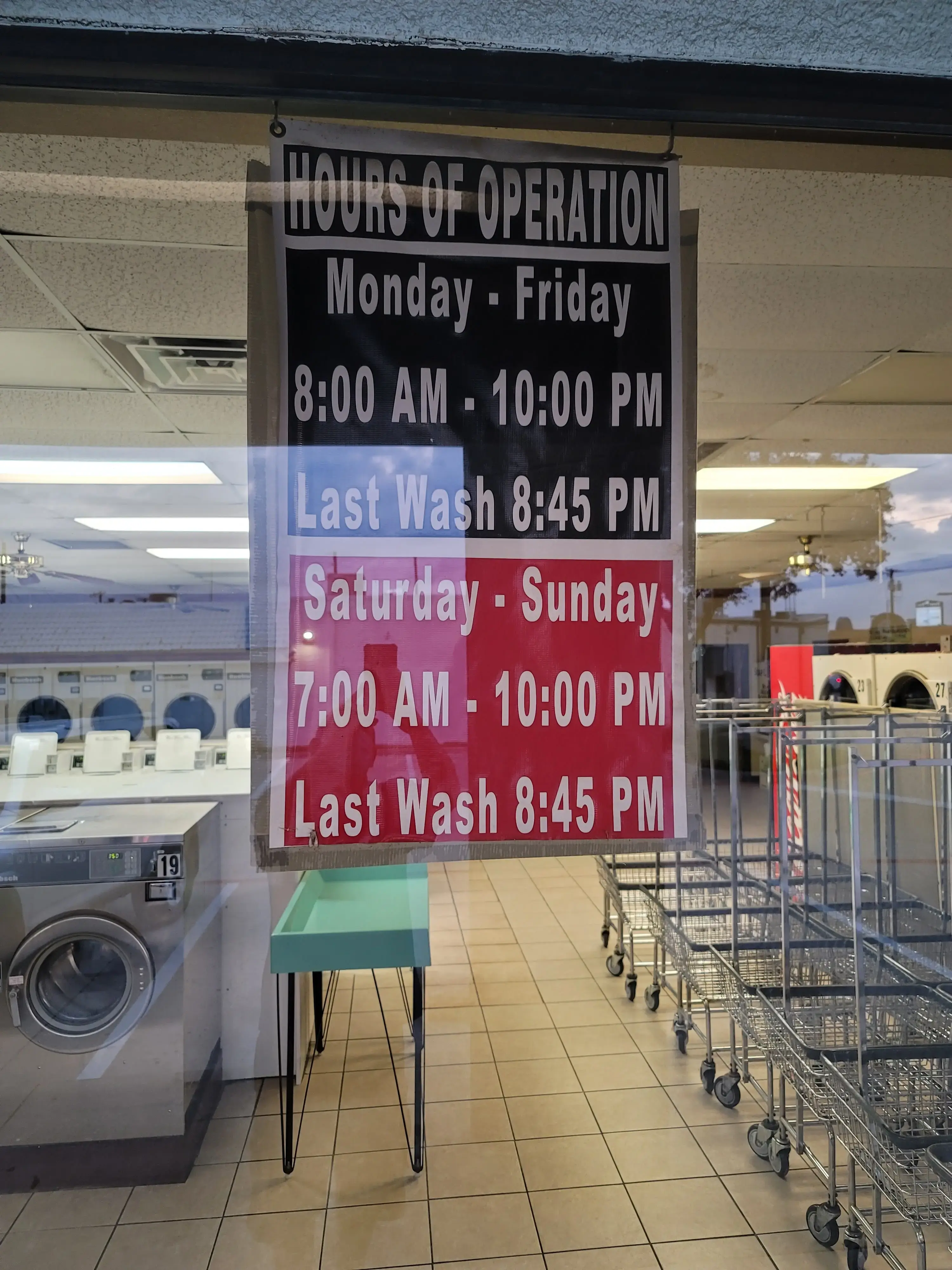 Midway Wash And Dry - Image 11