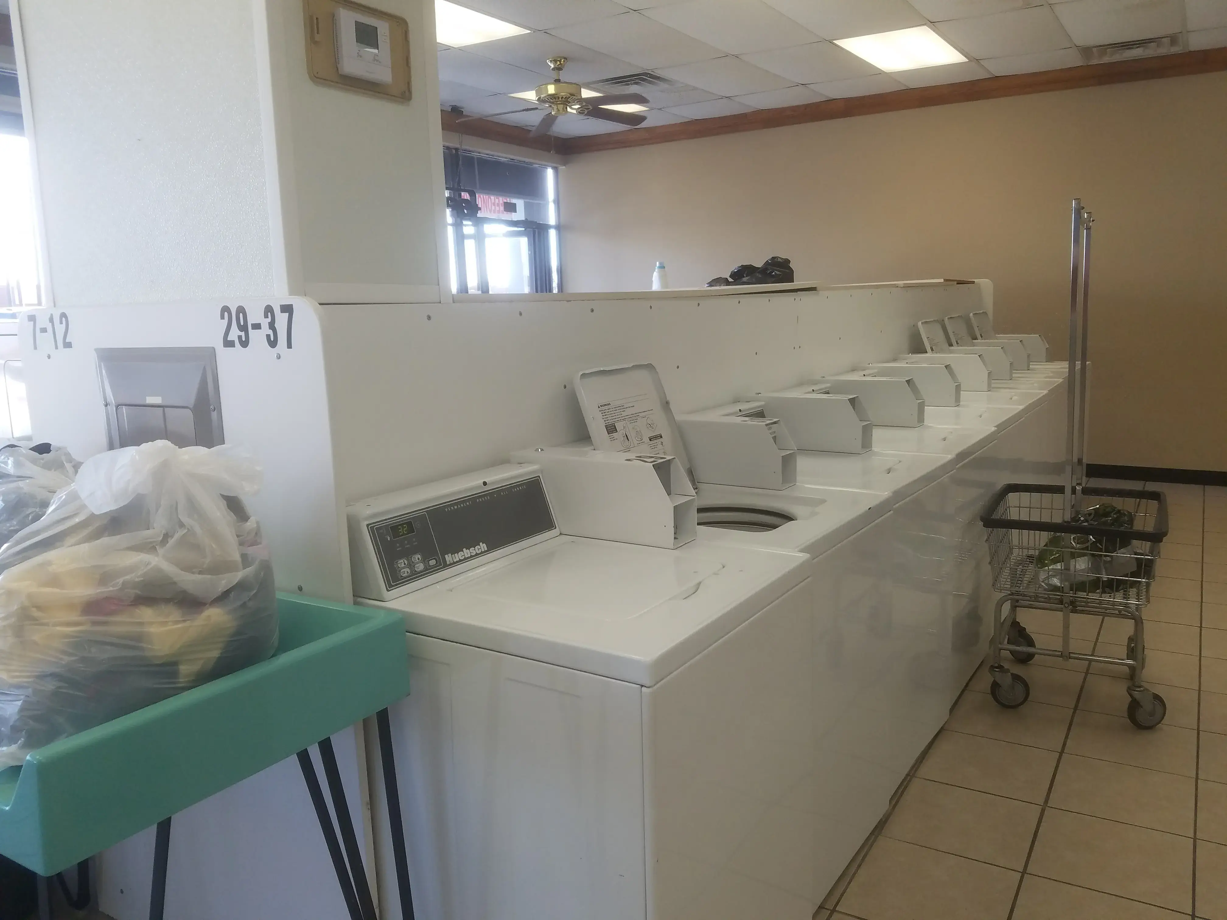 Midway Wash And Dry - Image 18