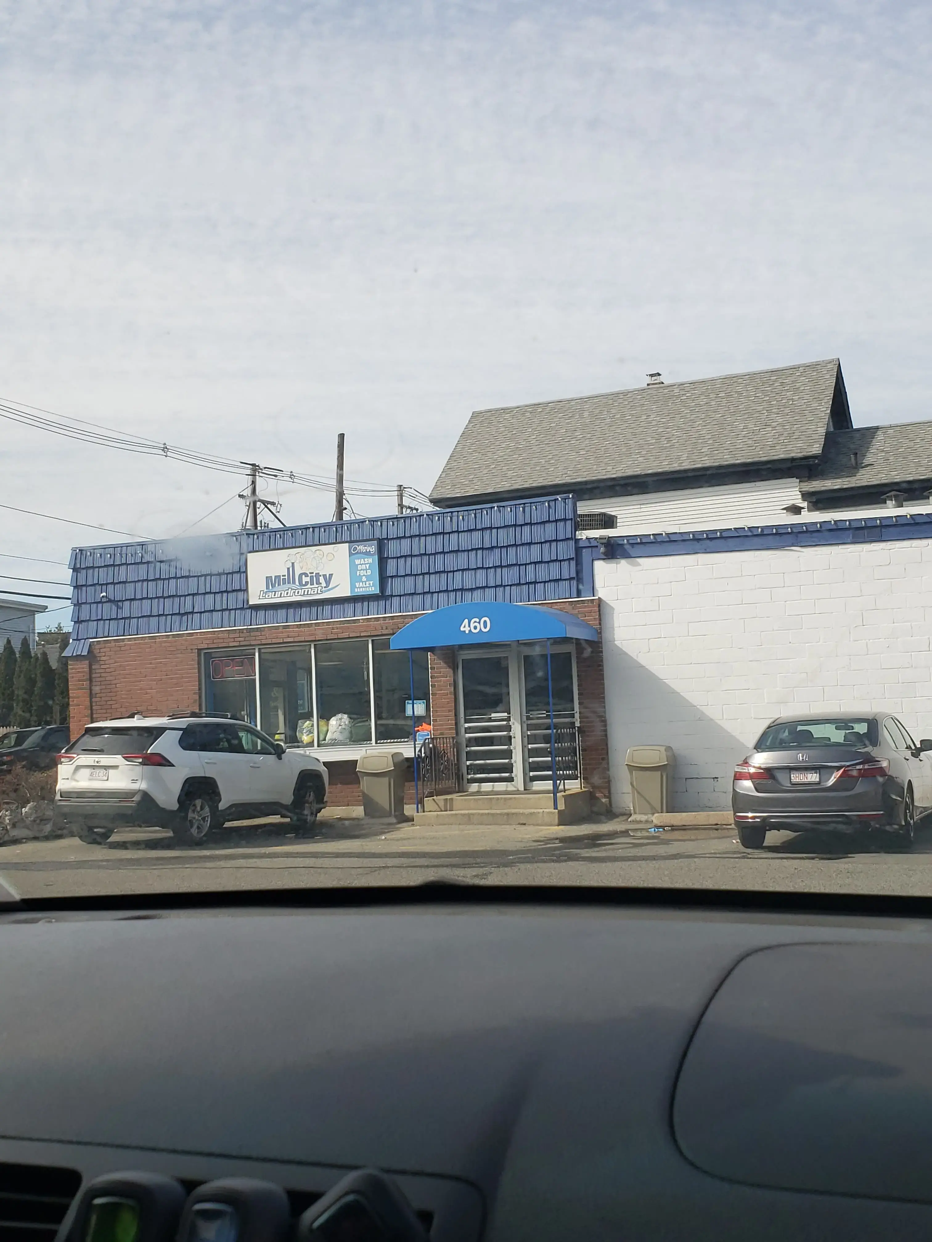 Mill City Laundromat - Image 8