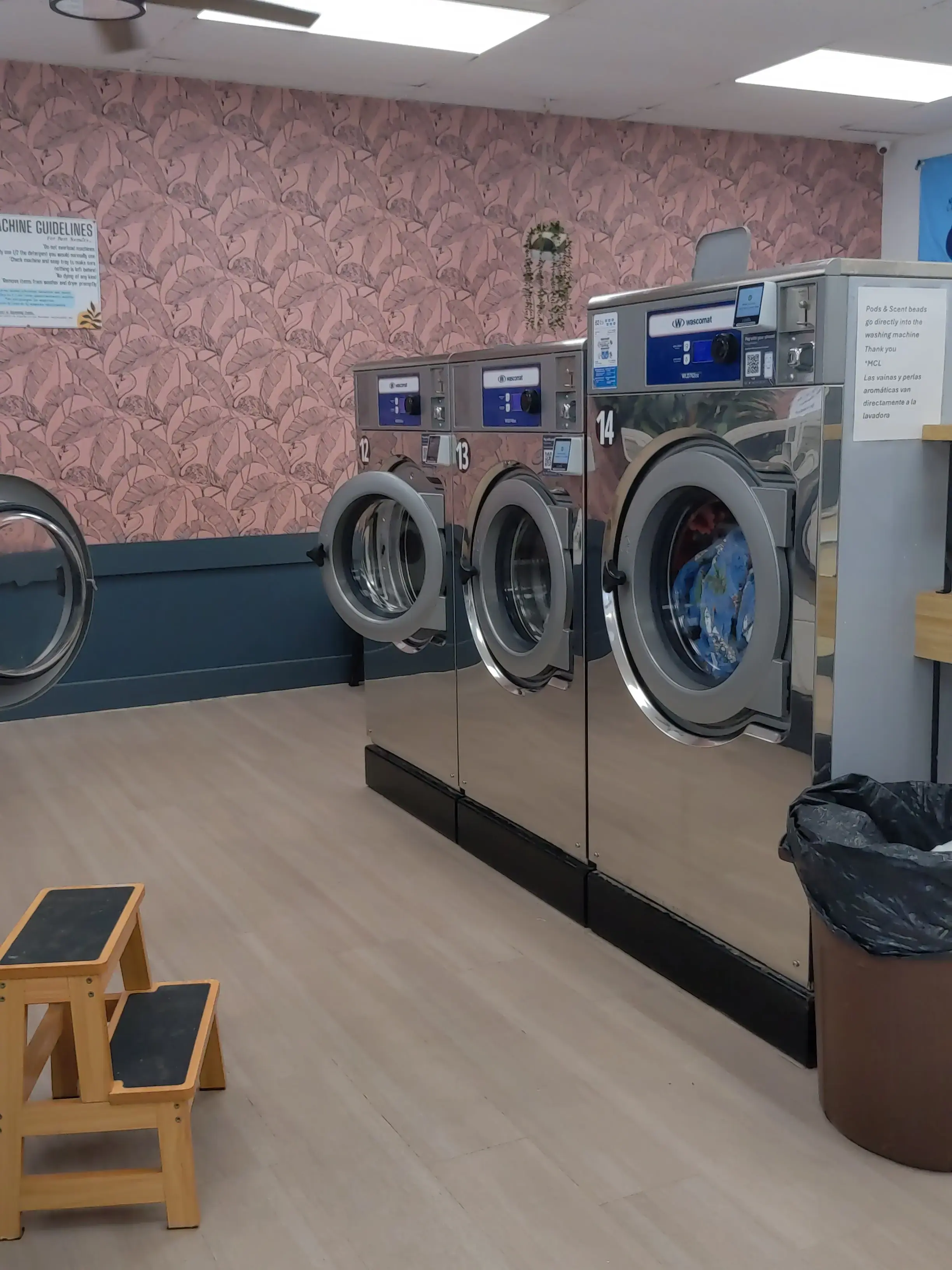 Mill Creek Laundromat - Image 16