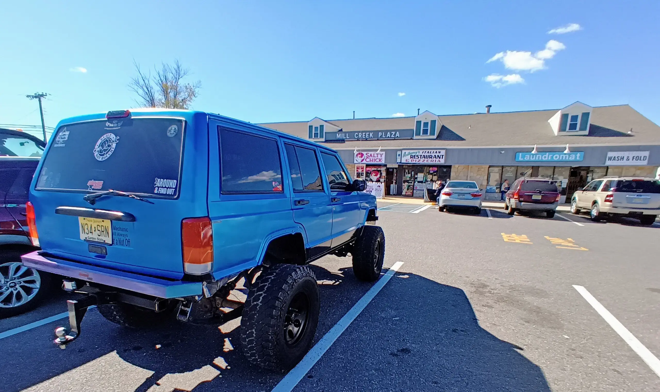 Mill Creek Laundromat thumbnail 8