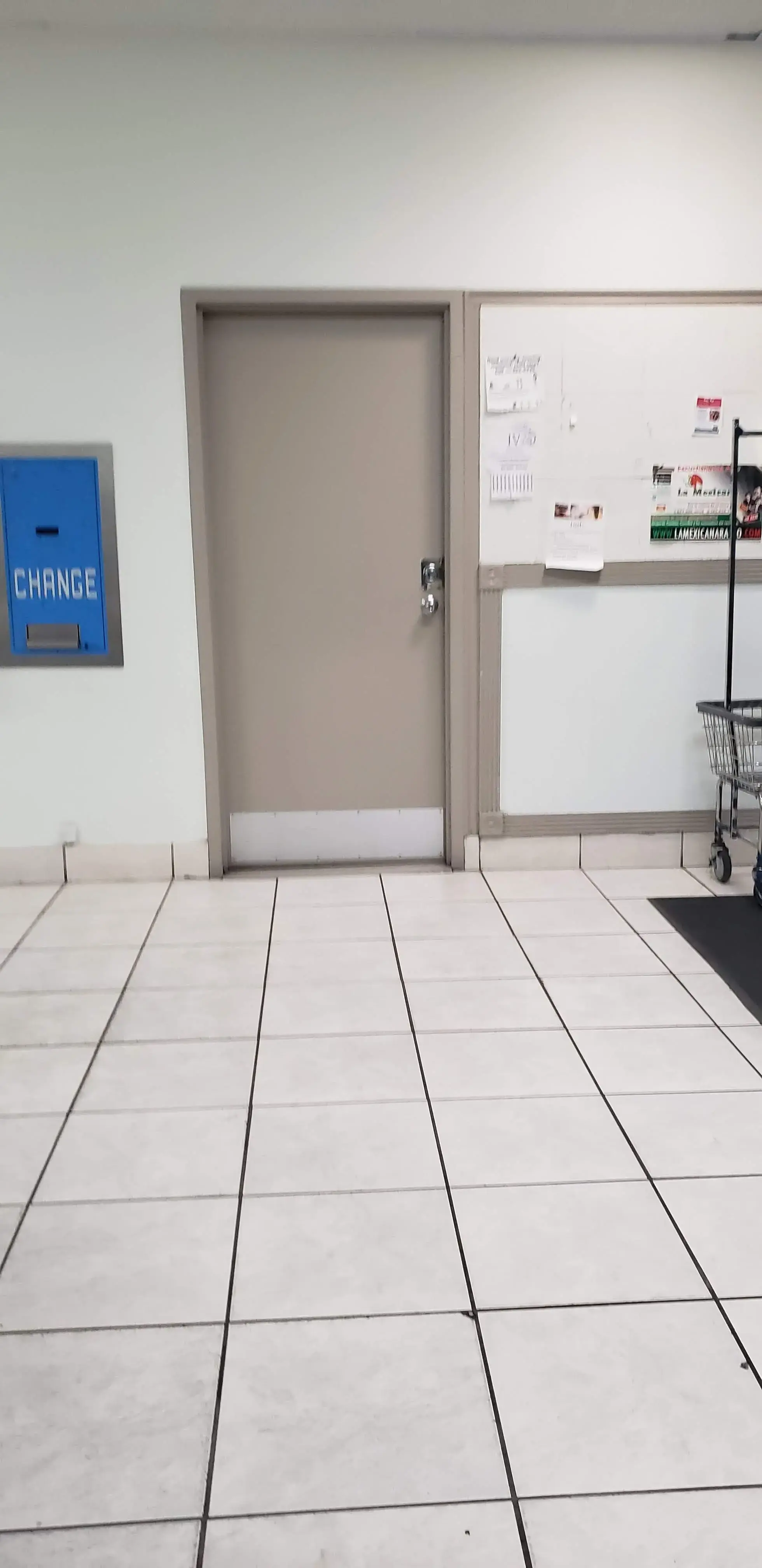 Millcreek Laundromat - Image 20