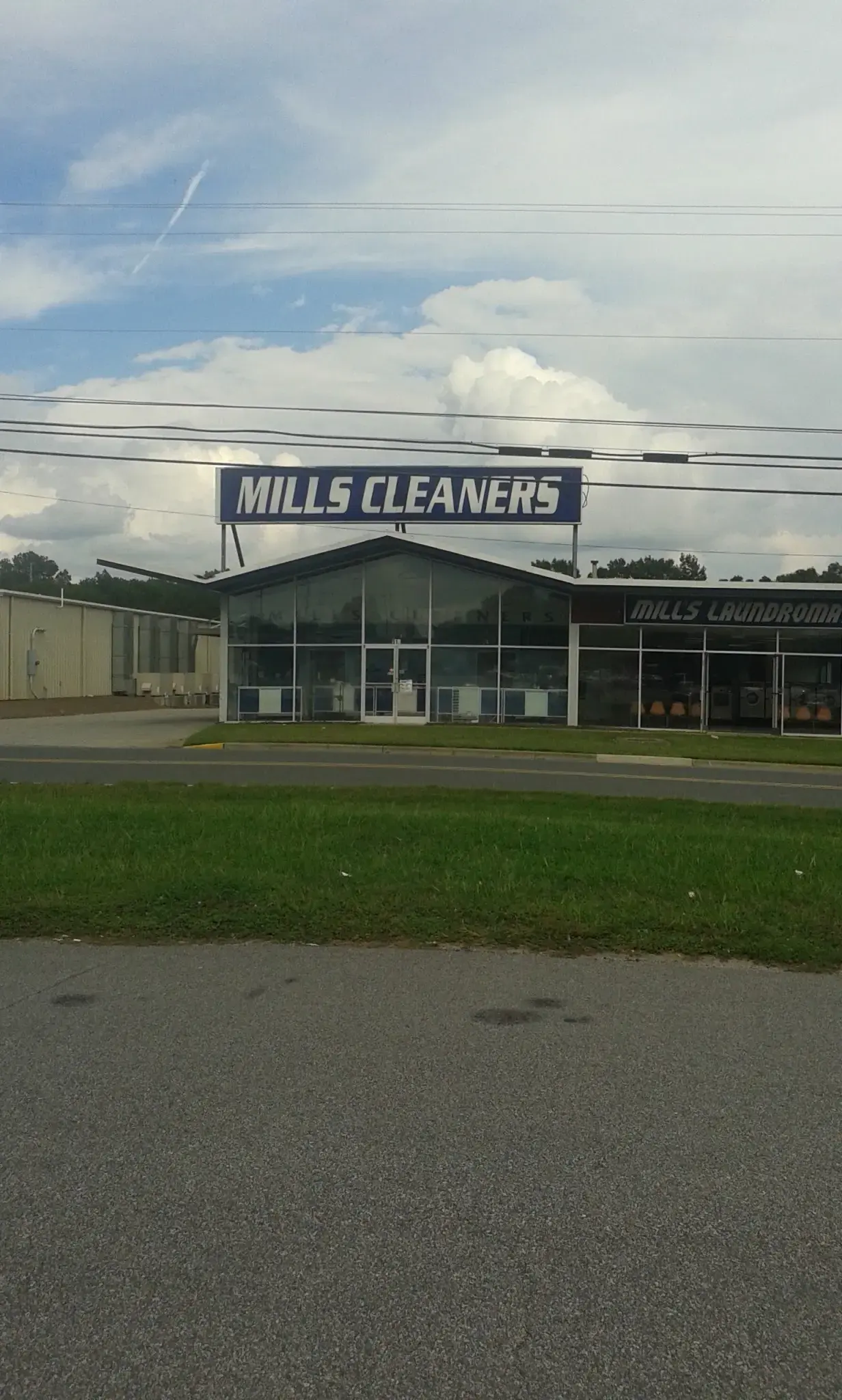 Mills Cleaners - Image 3