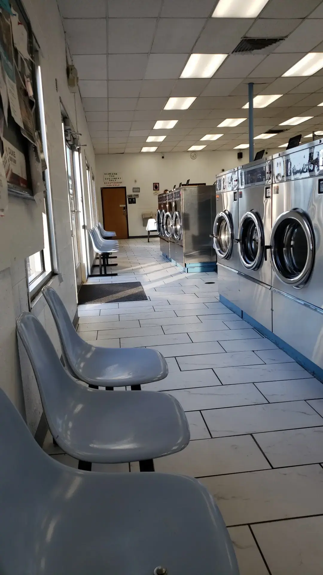 Mills Plaza Laundromat thumbnail 5