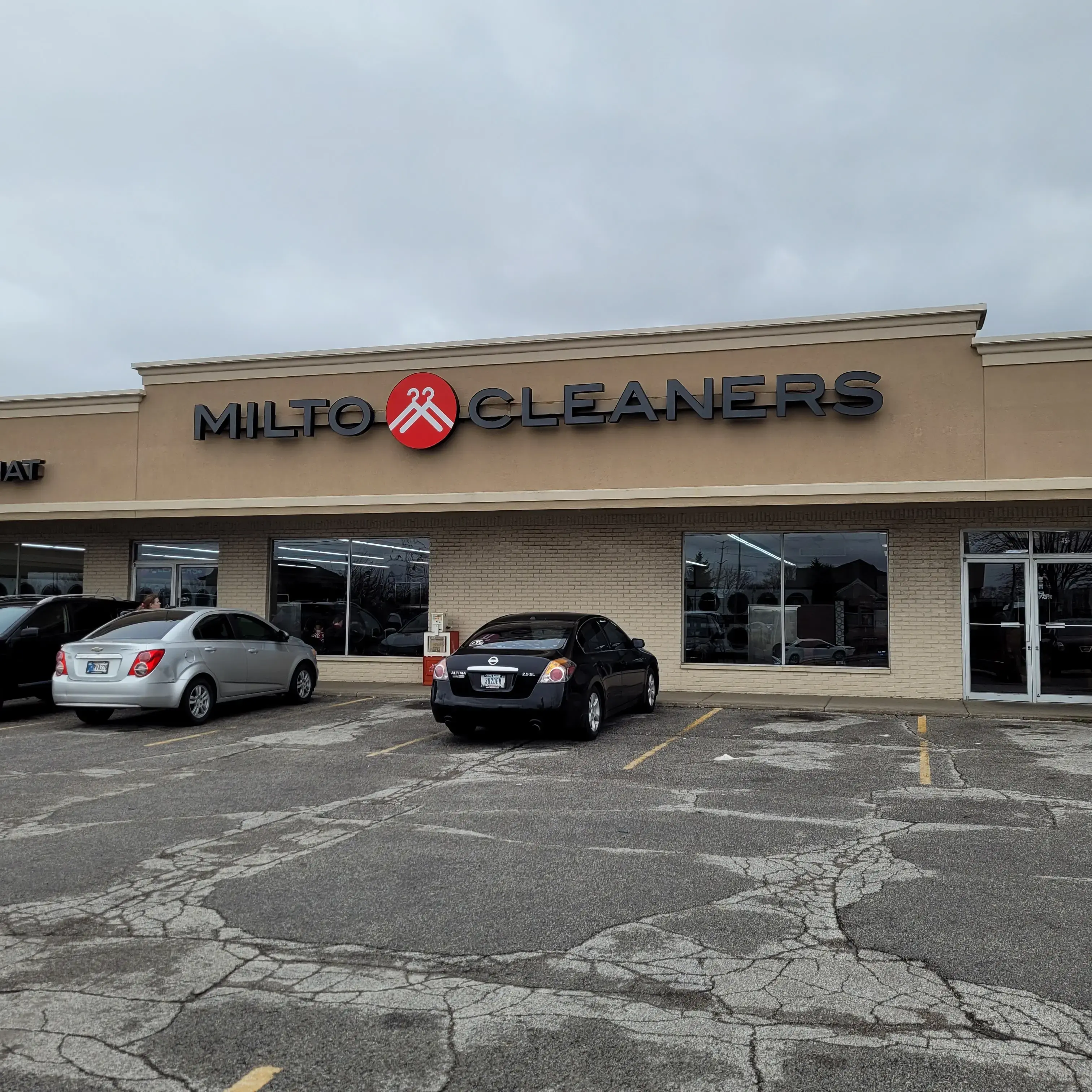 Milto Cleaners & Laundry - Image 2