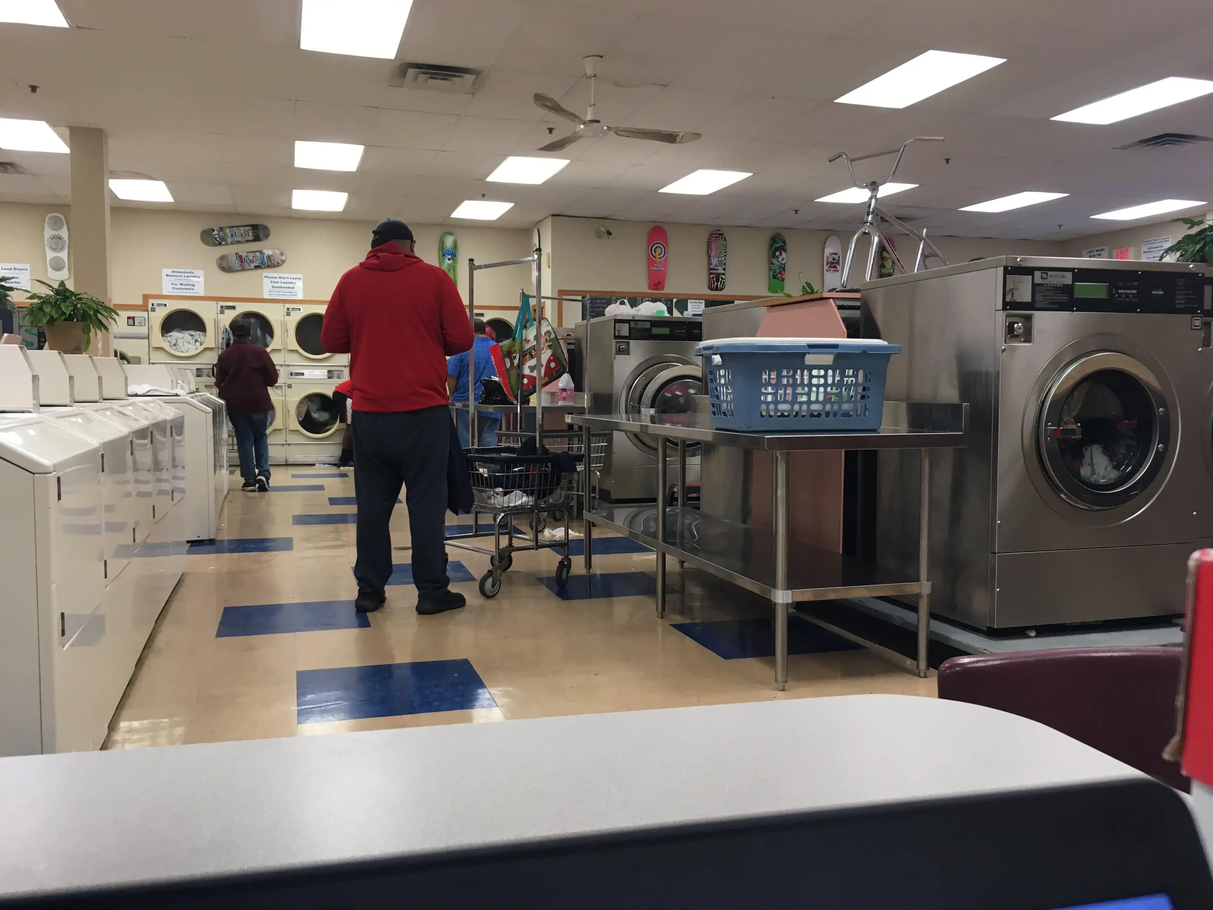 Milwaukee Laundry - Image 18