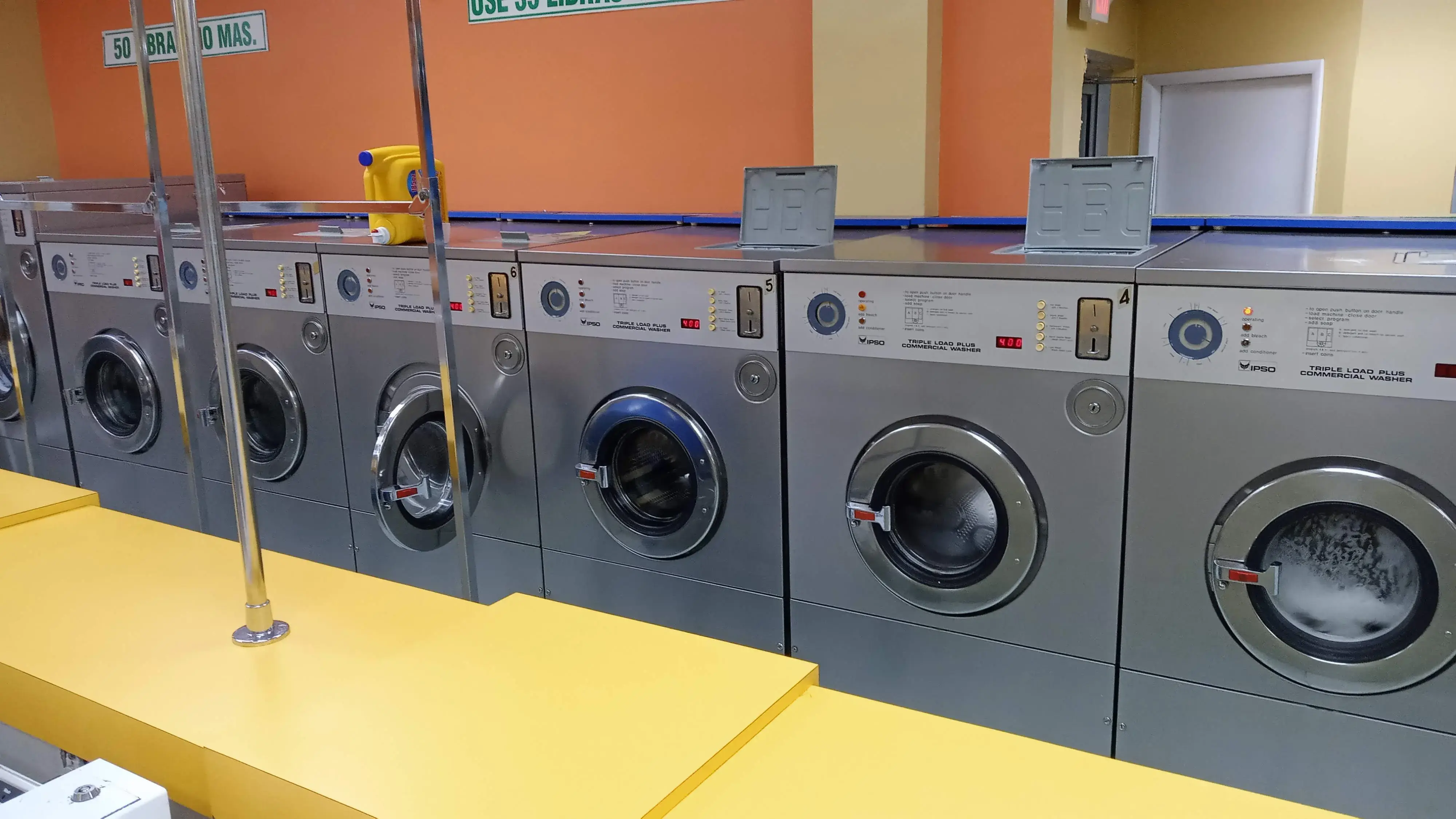 Mima's Coin Laundry thumbnail 1