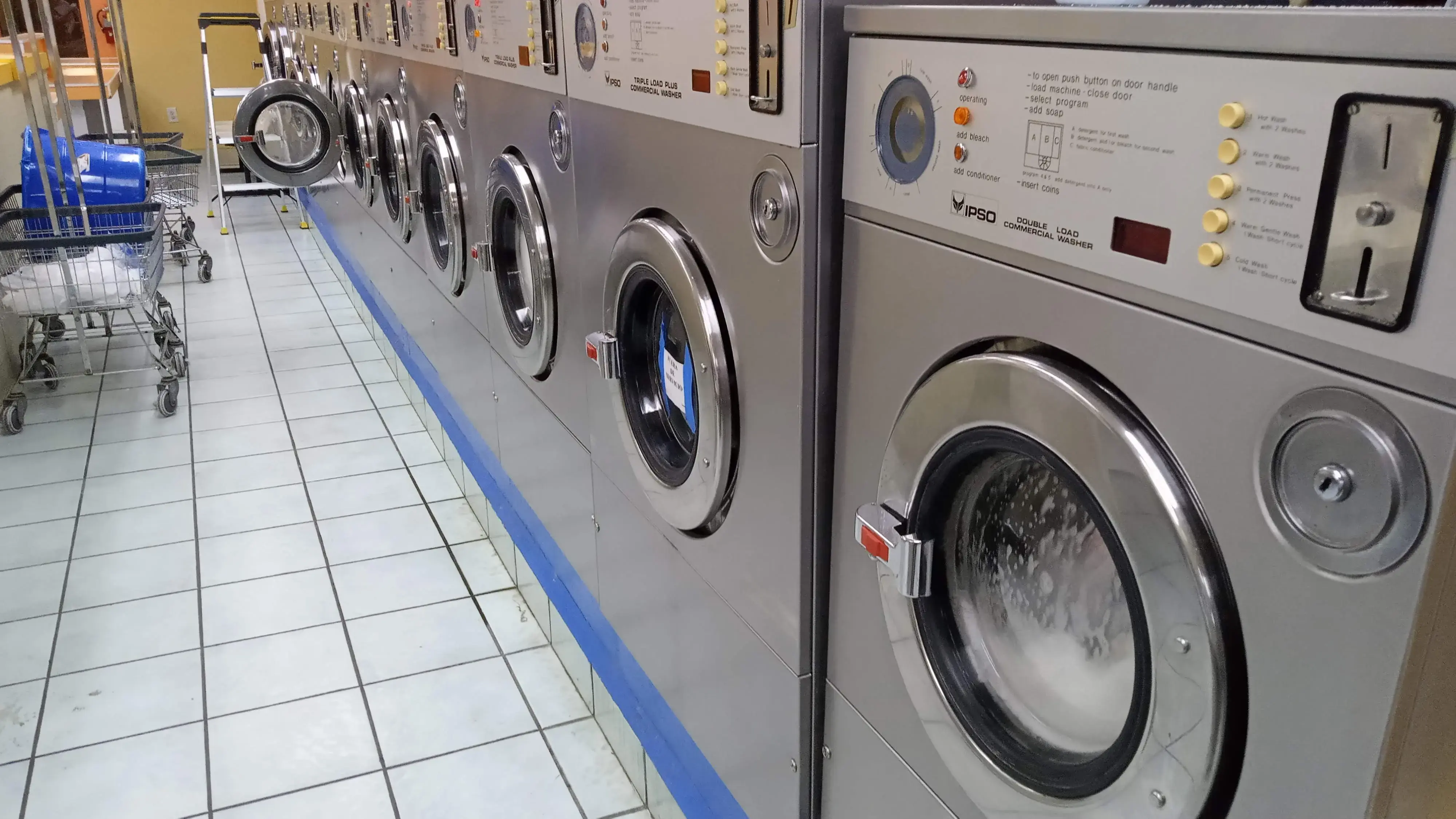 Mima's Coin Laundry thumbnail 11