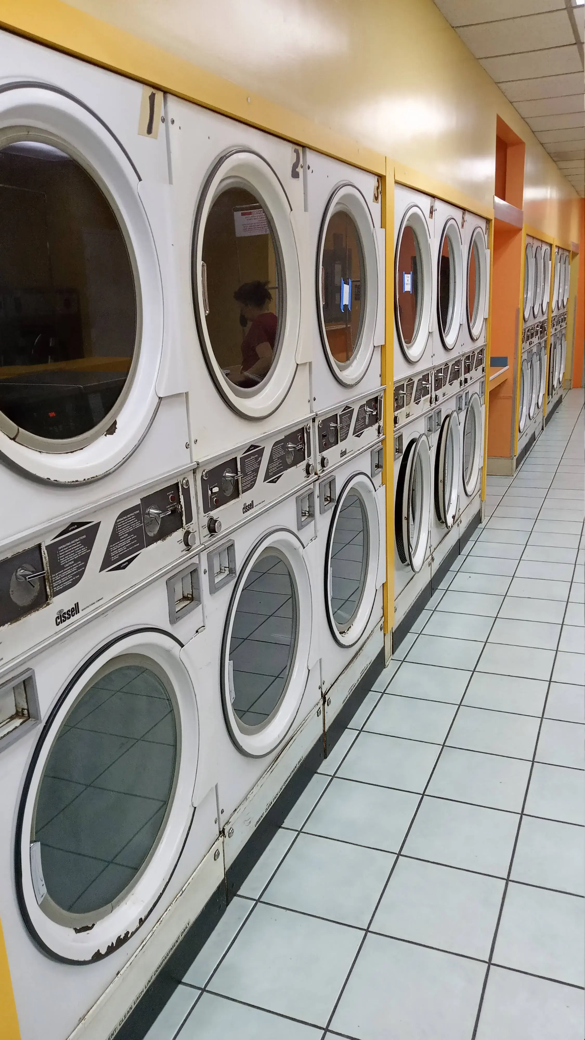 Mima's Coin Laundry thumbnail 14
