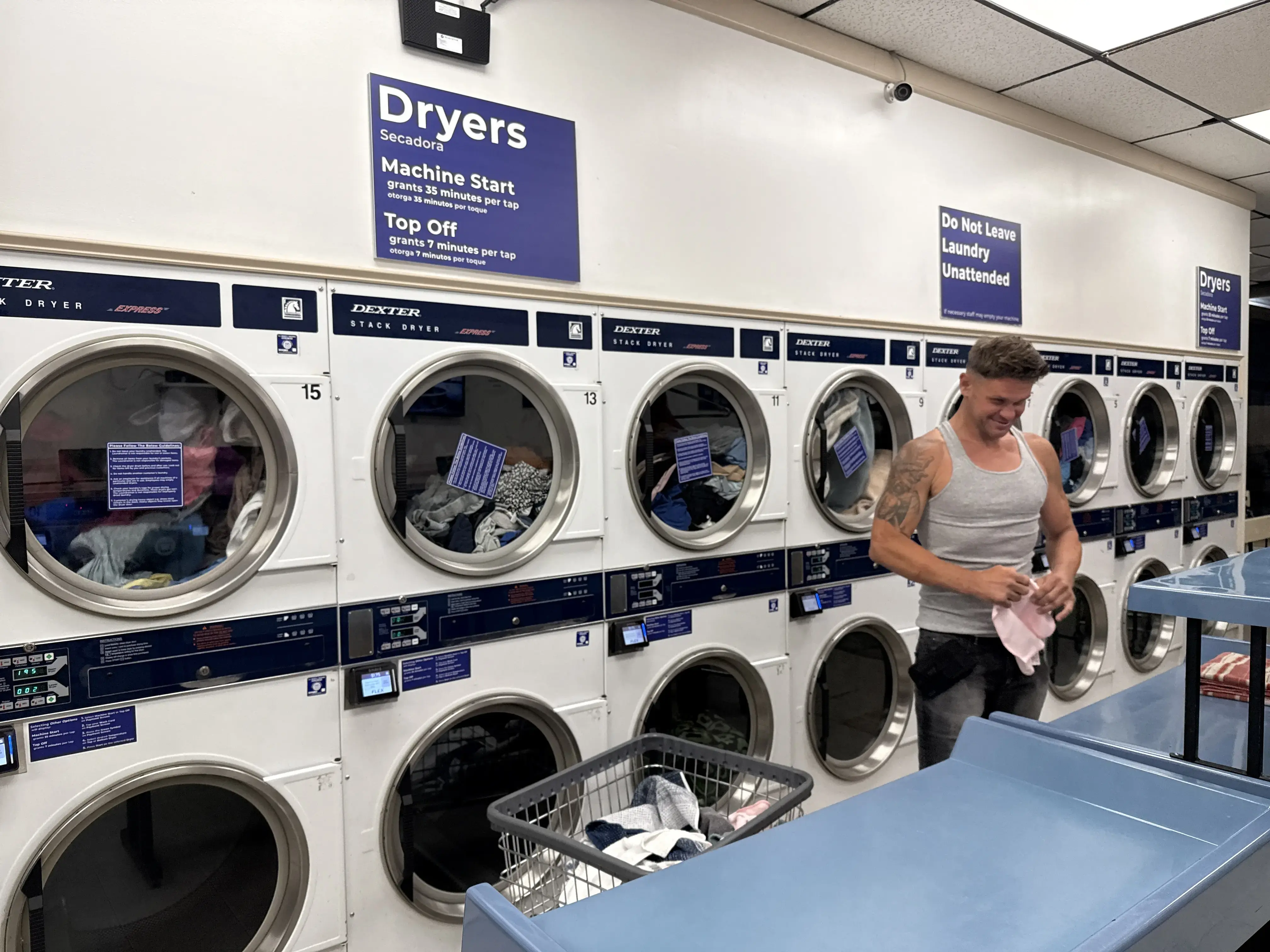 Mini Mall Laundromat location