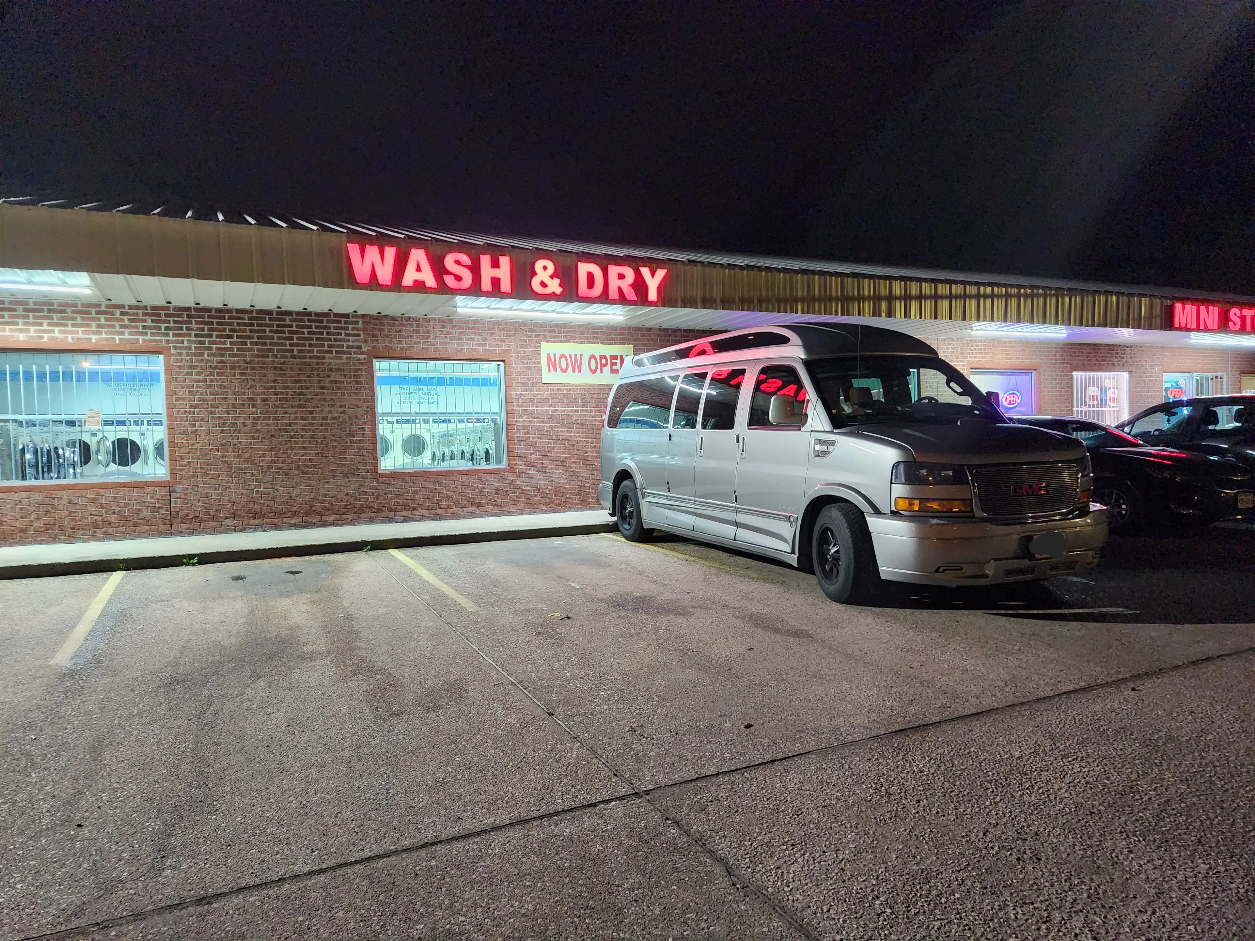 Mini Store & Wash Dry thumbnail 3
