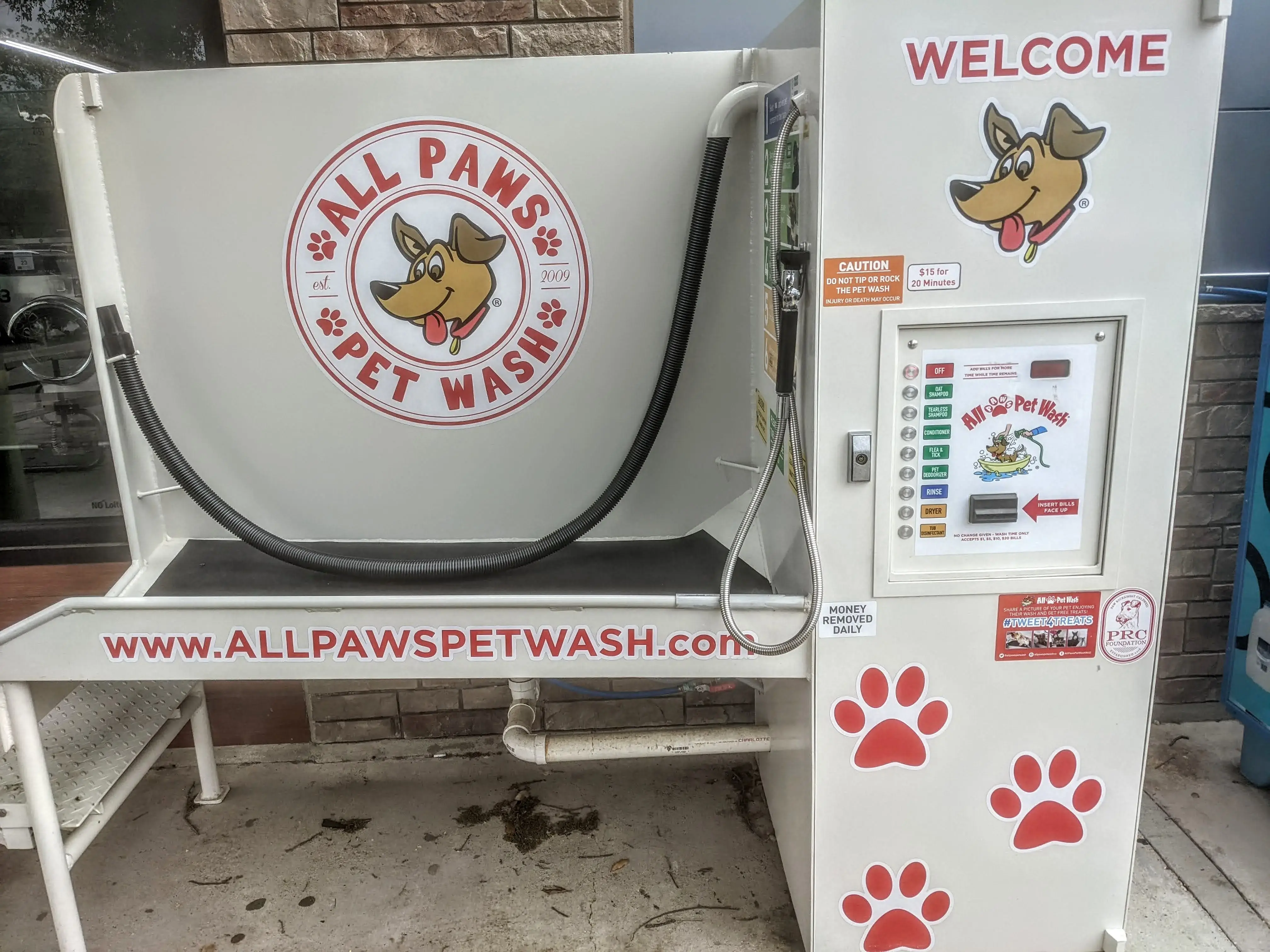 Minits Laundromat - Image 8