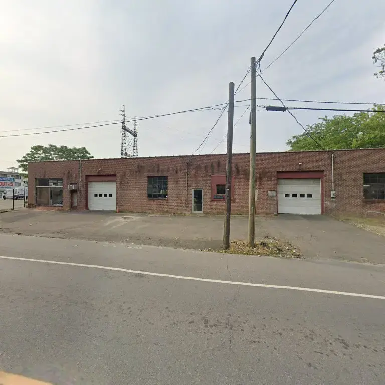Minute Men Cleaners-Launderers location
