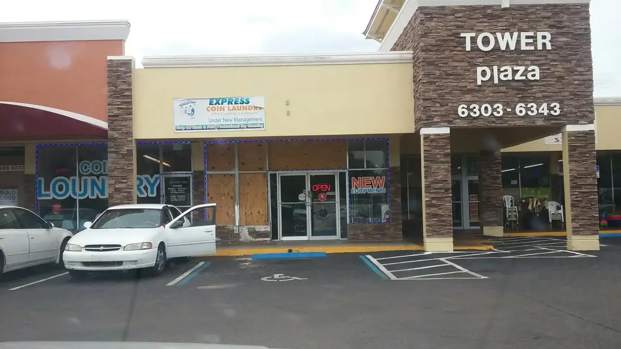 Miramar Coin Laundry - Image 13