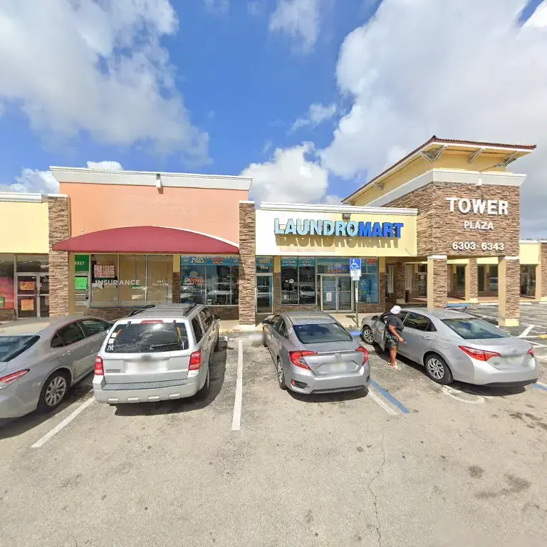Miramar Coin Laundry - Image 14