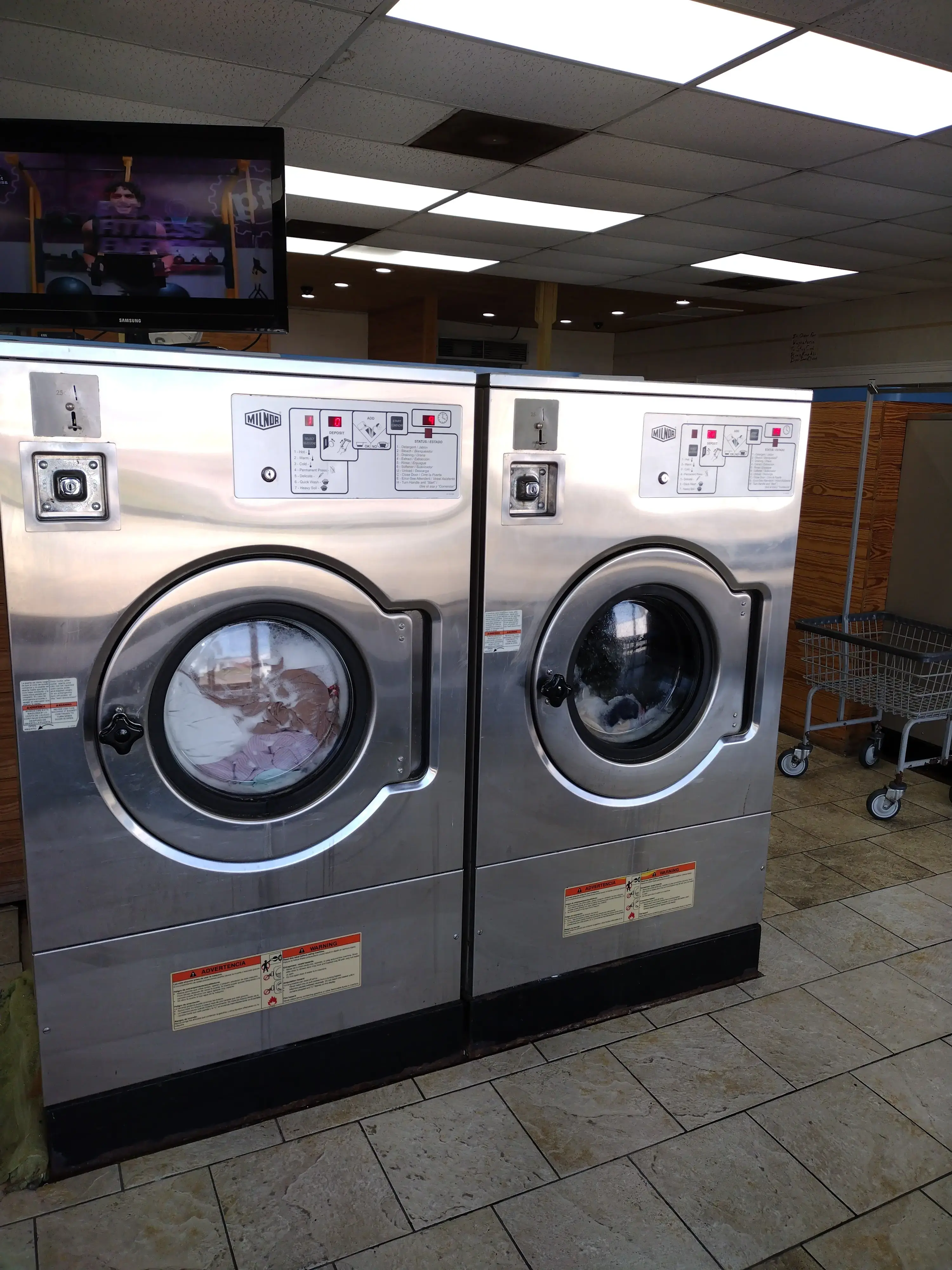 Mire's Laundromat thumbnail 4