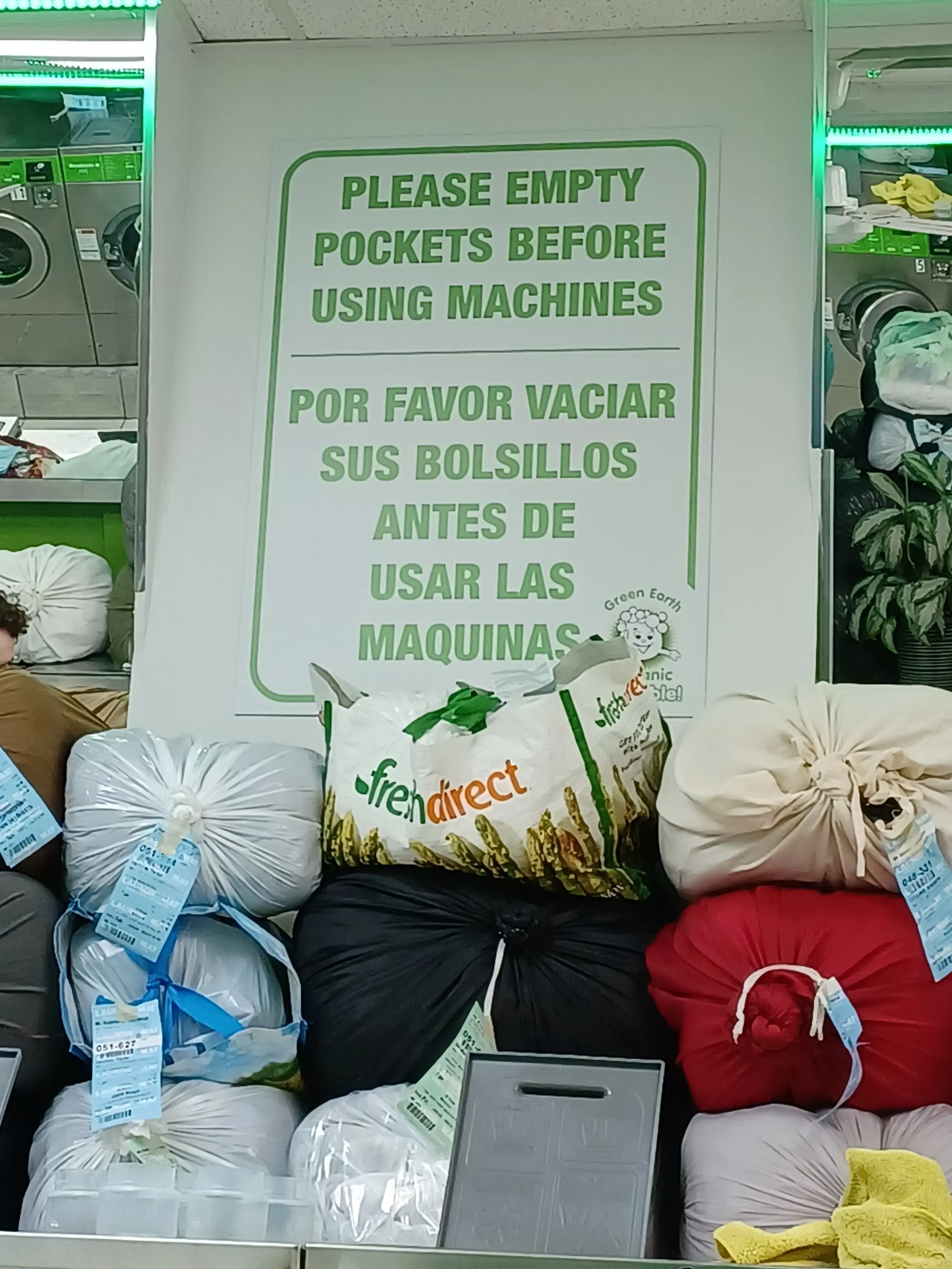 Miss Bubble Laundromat - Image 6