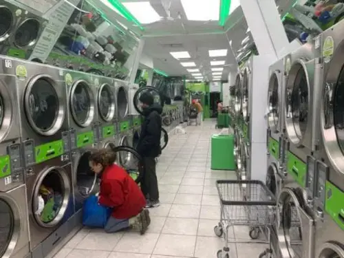 Miss Bubble Laundromat thumbnail 18