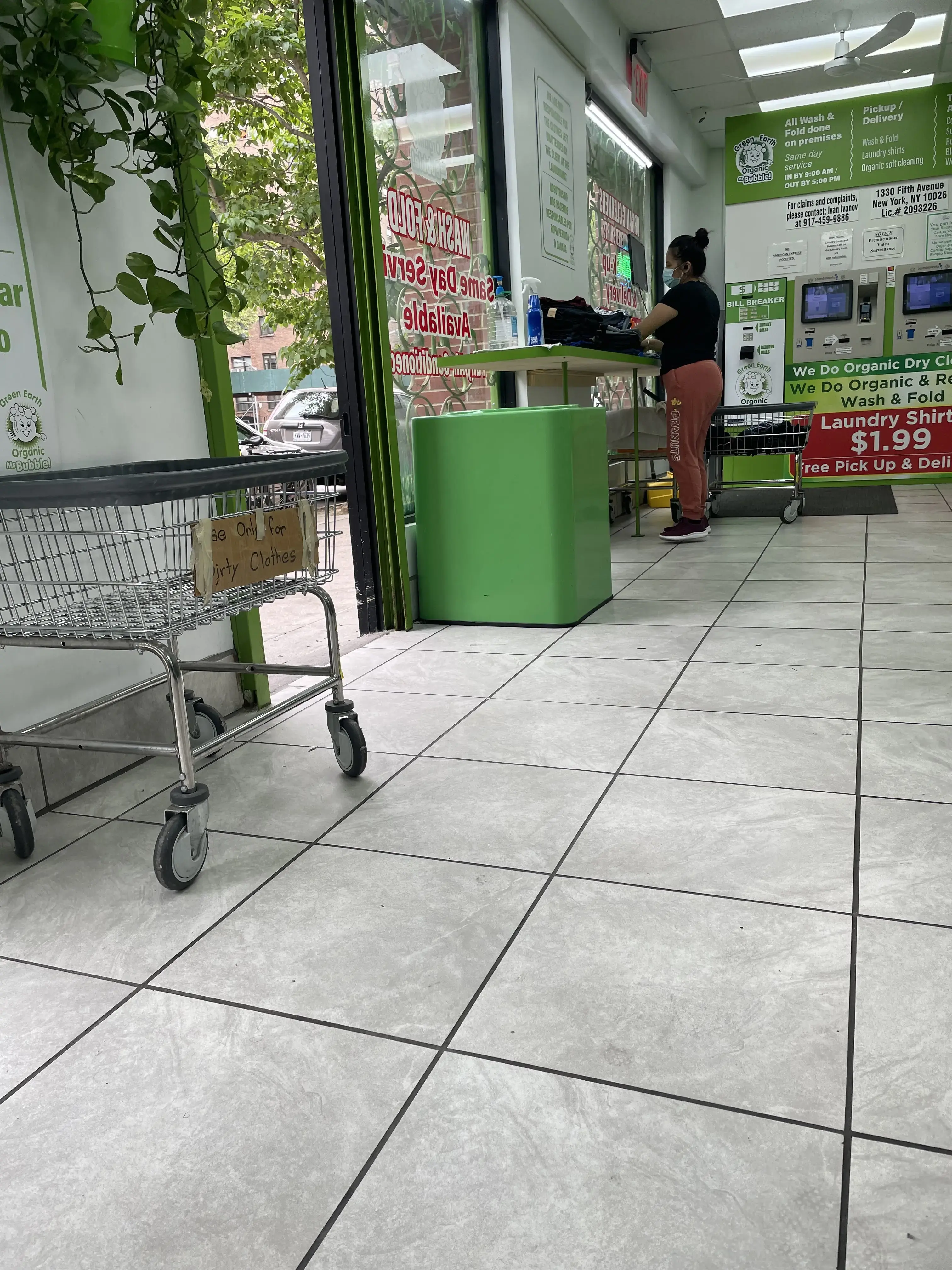 Miss Bubble Laundromat thumbnail 8