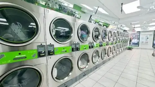 Miss Bubble Laundromat thumbnail 20
