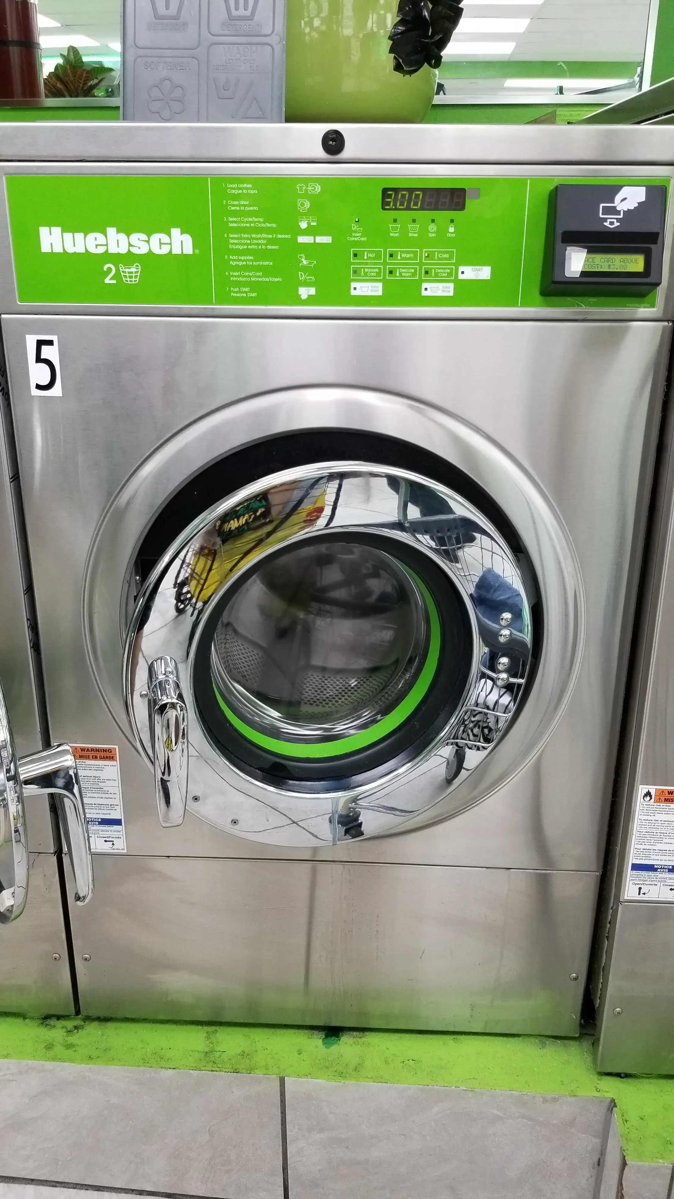 Miss Bubble Laundromat - Image 9