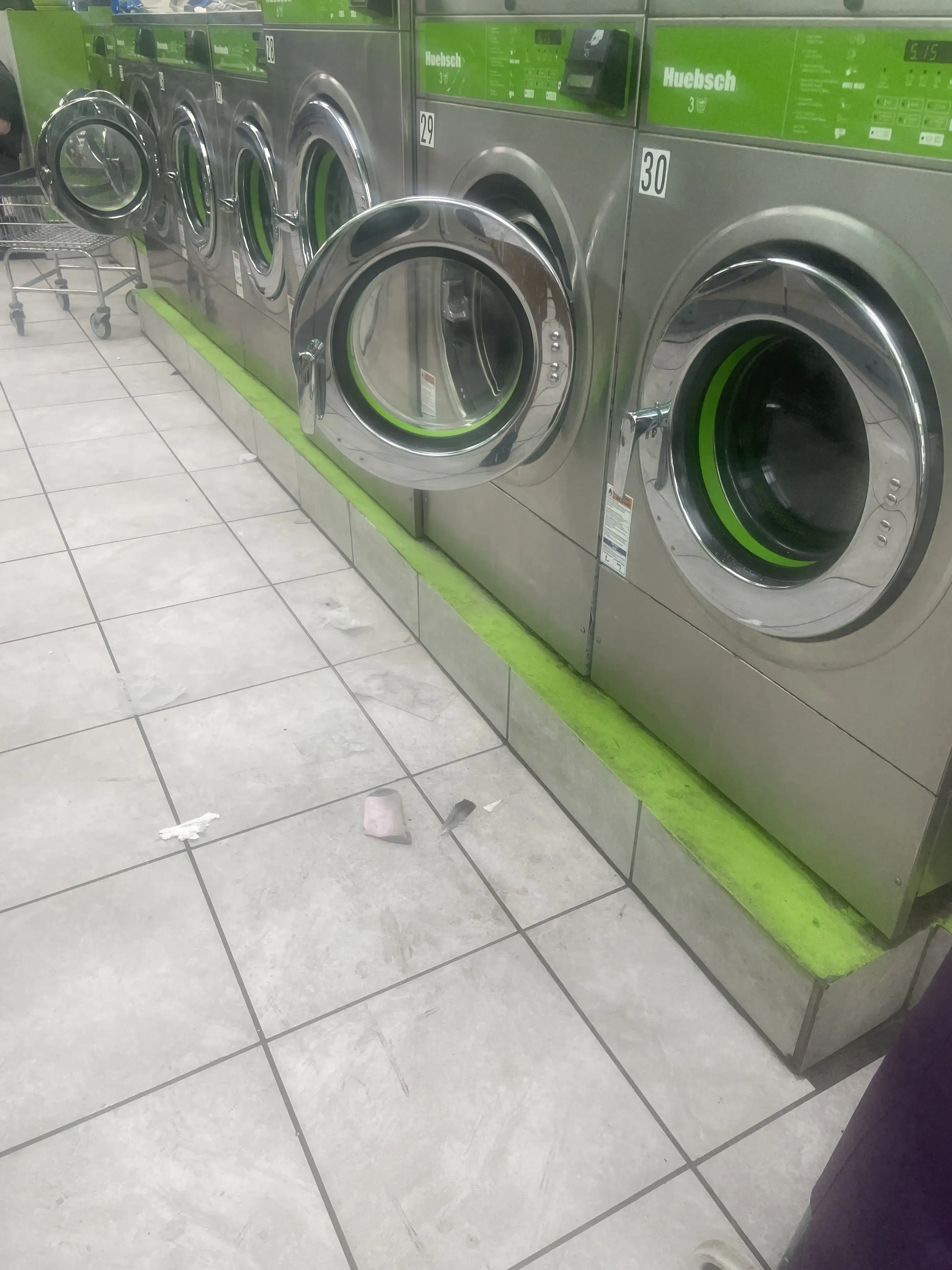 Miss Bubble Laundromat thumbnail 19