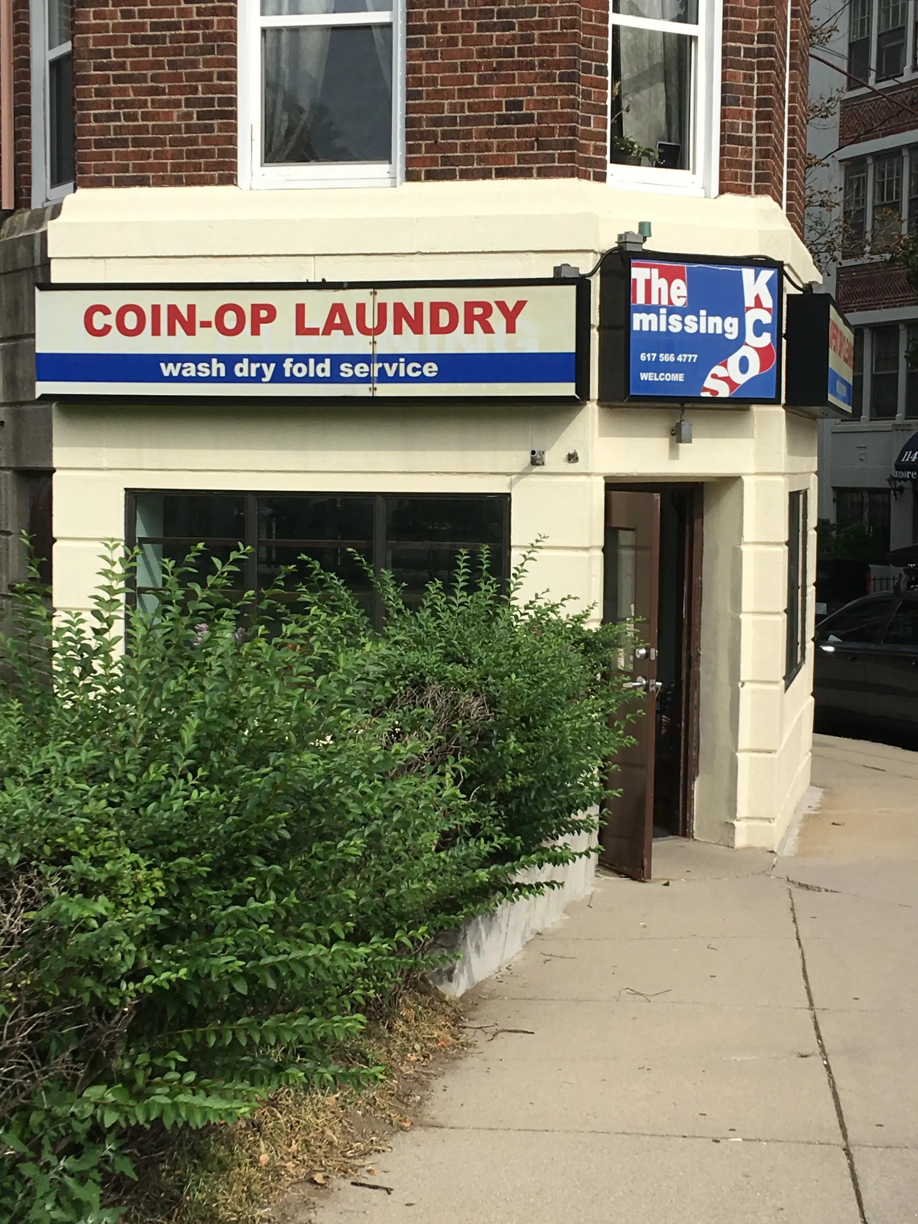 Missing-Sock Laundromat location