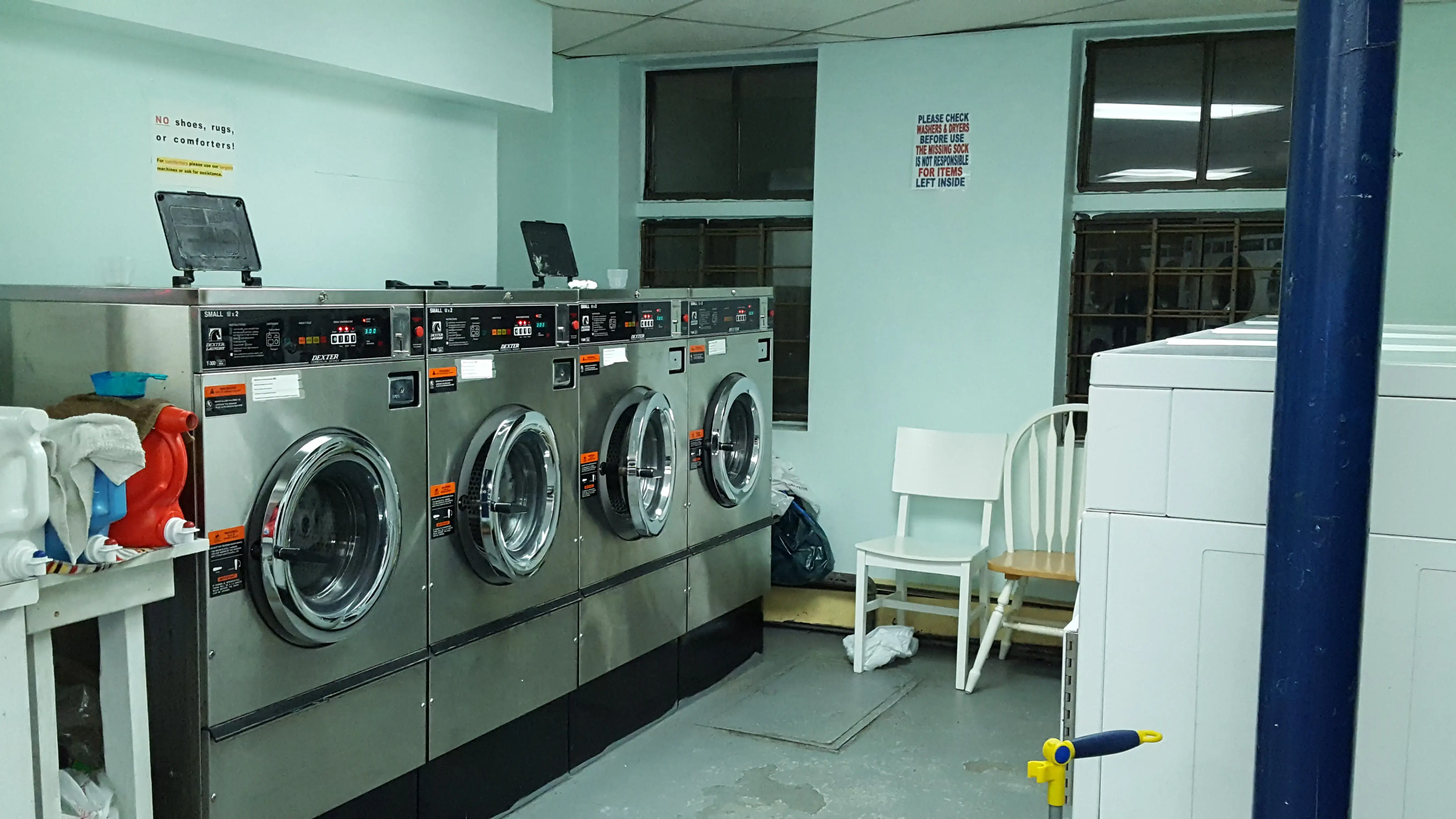 Missing-Sock Laundromat - Image 3