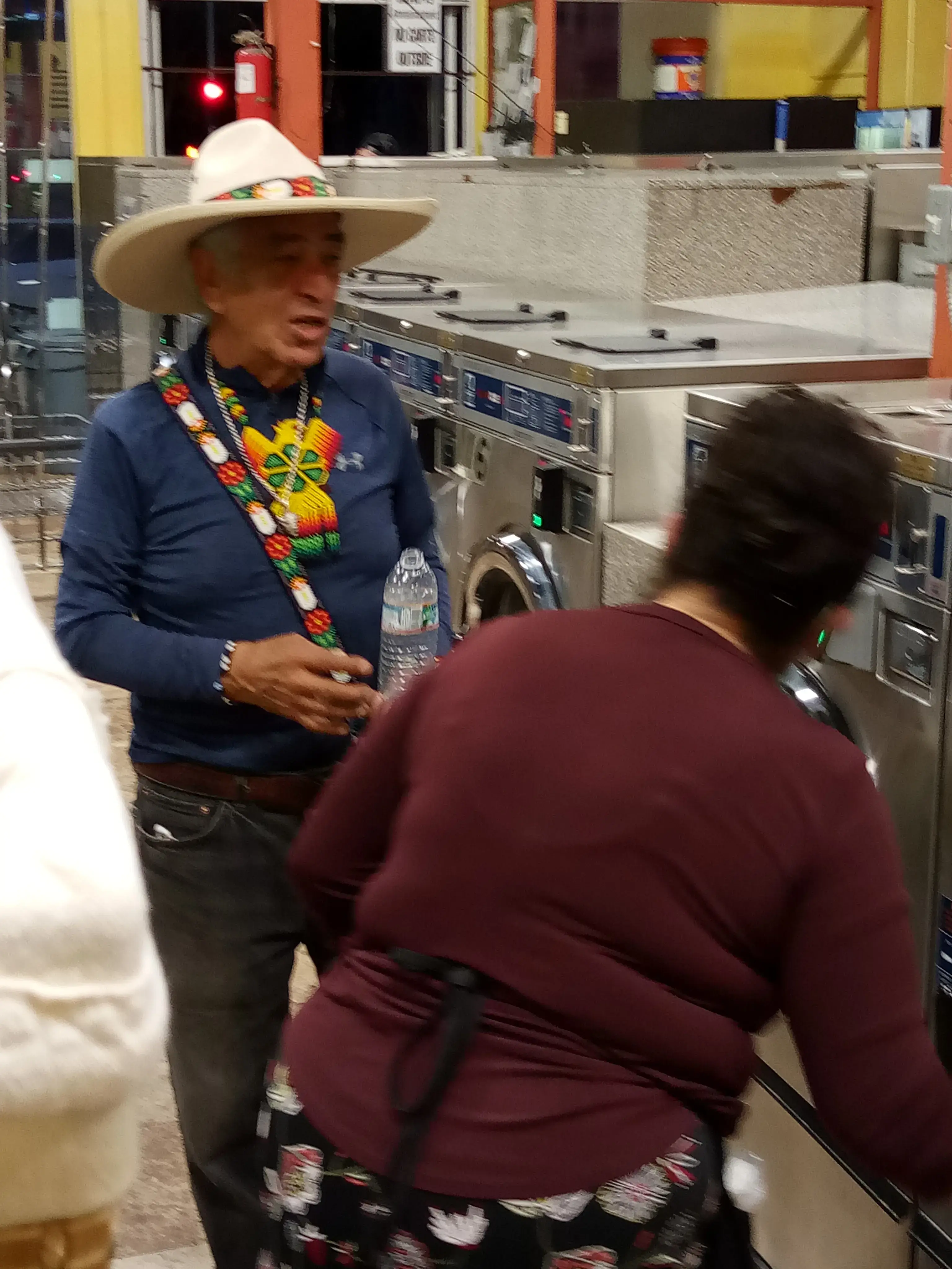 Mission Fiesta Laundry - Image 11