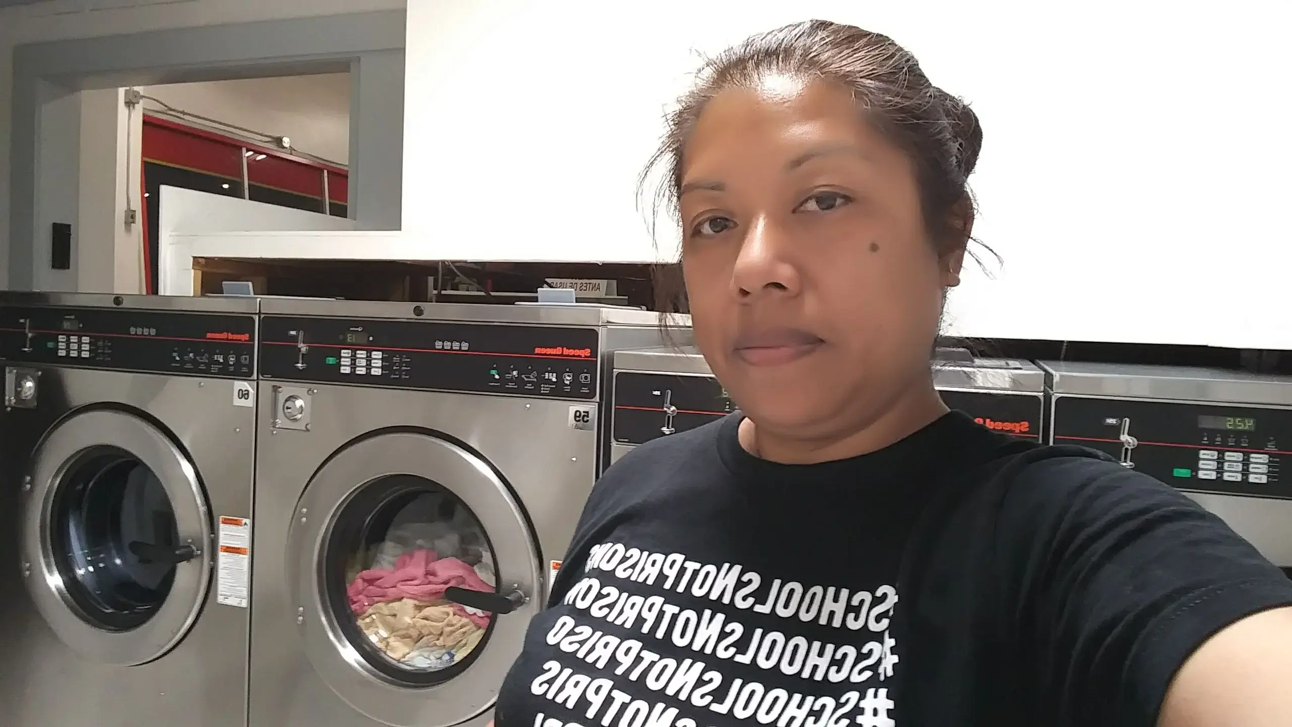Mission Laundry thumbnail 13