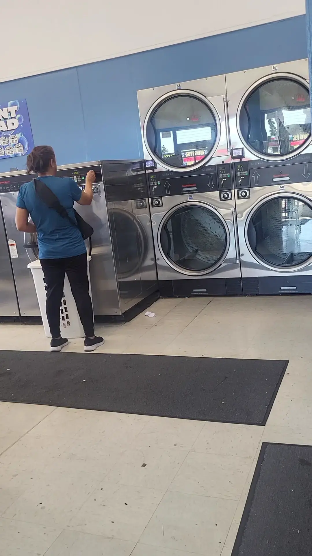 Mission Laundry thumbnail 17