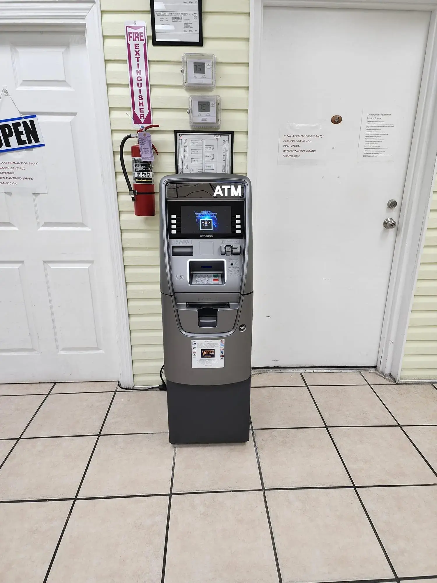Mission Square Laundromat - Image 18
