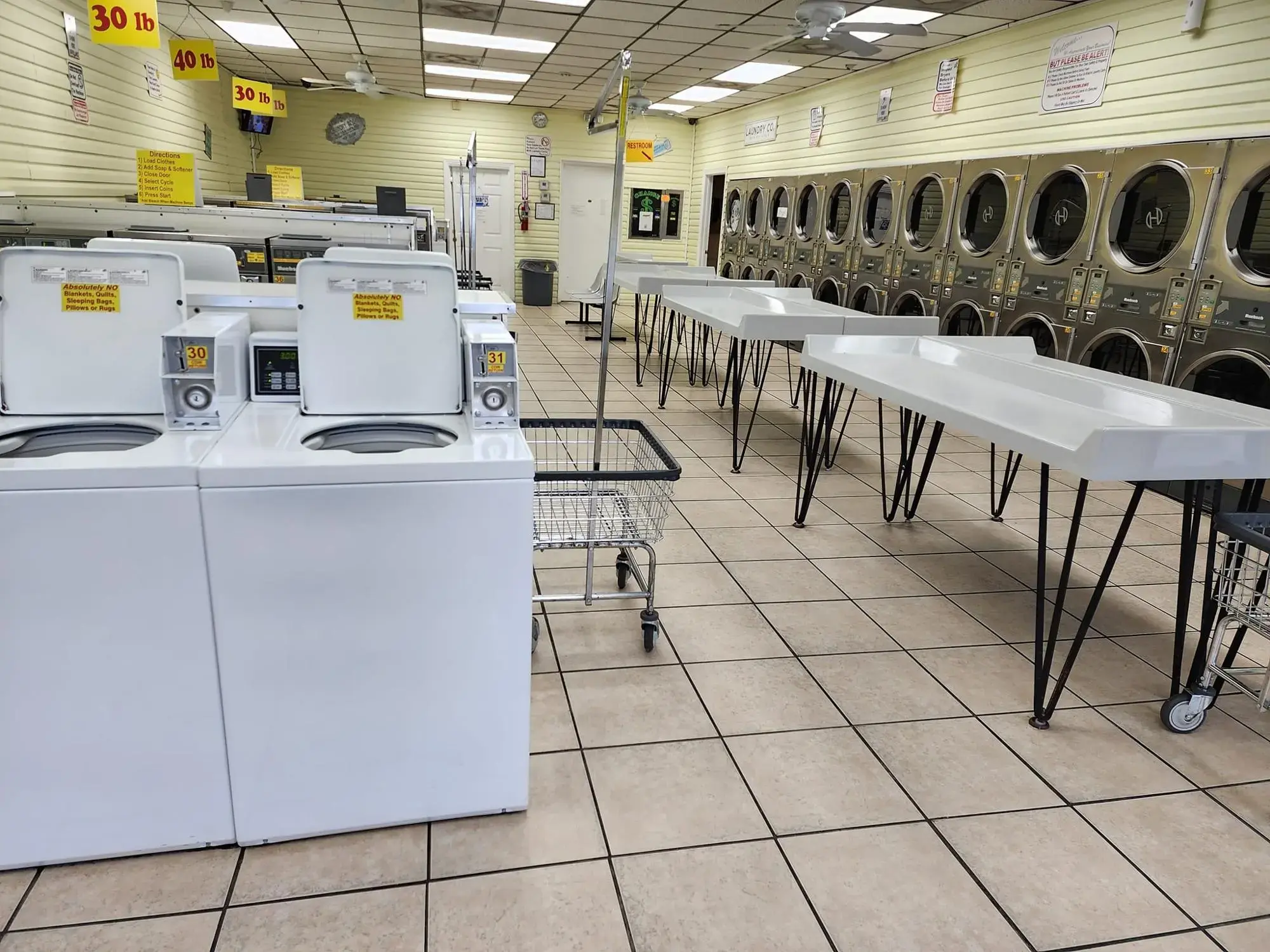 Mission Square Laundromat location
