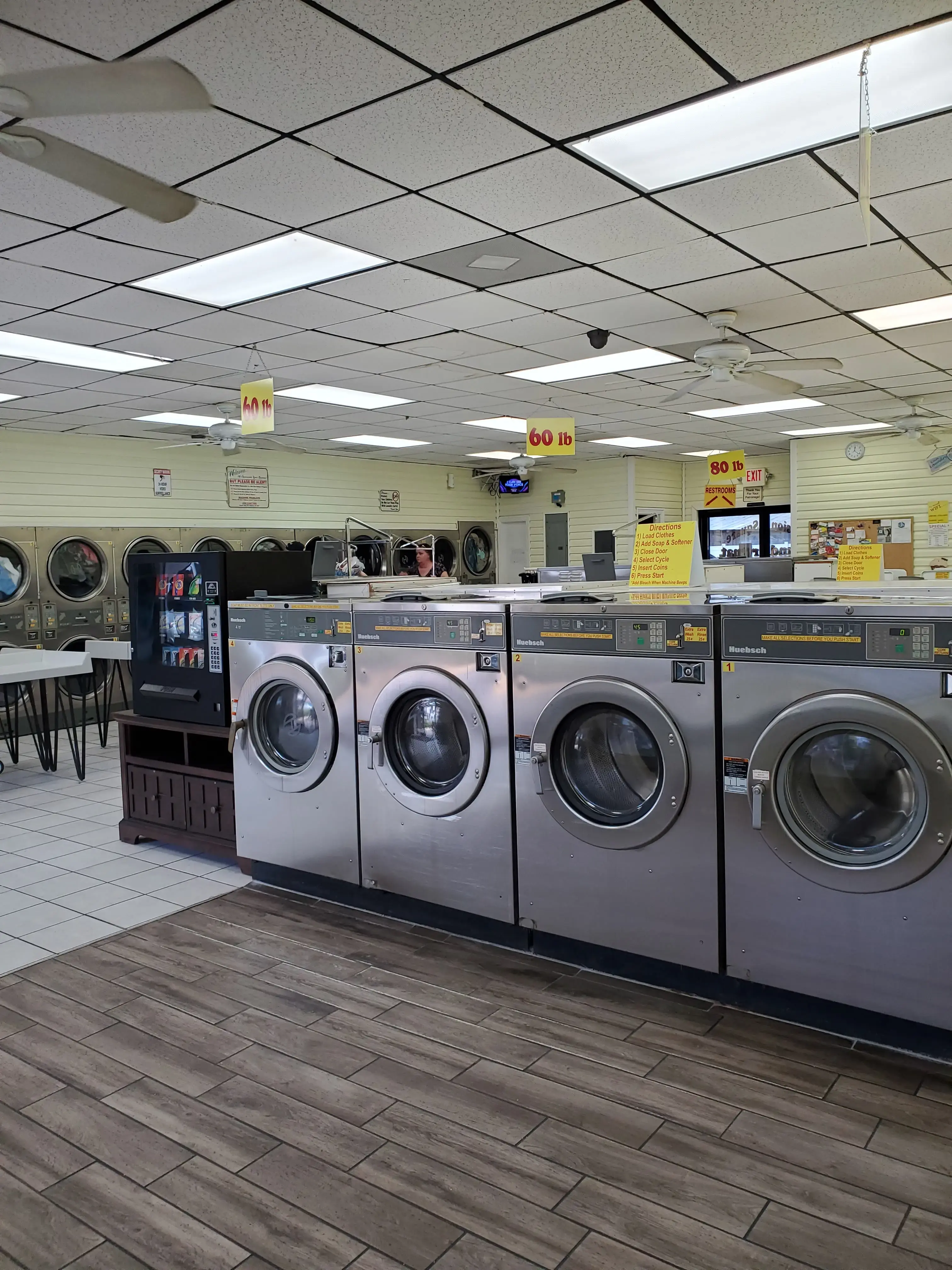 Mission Square Laundromat thumbnail 5