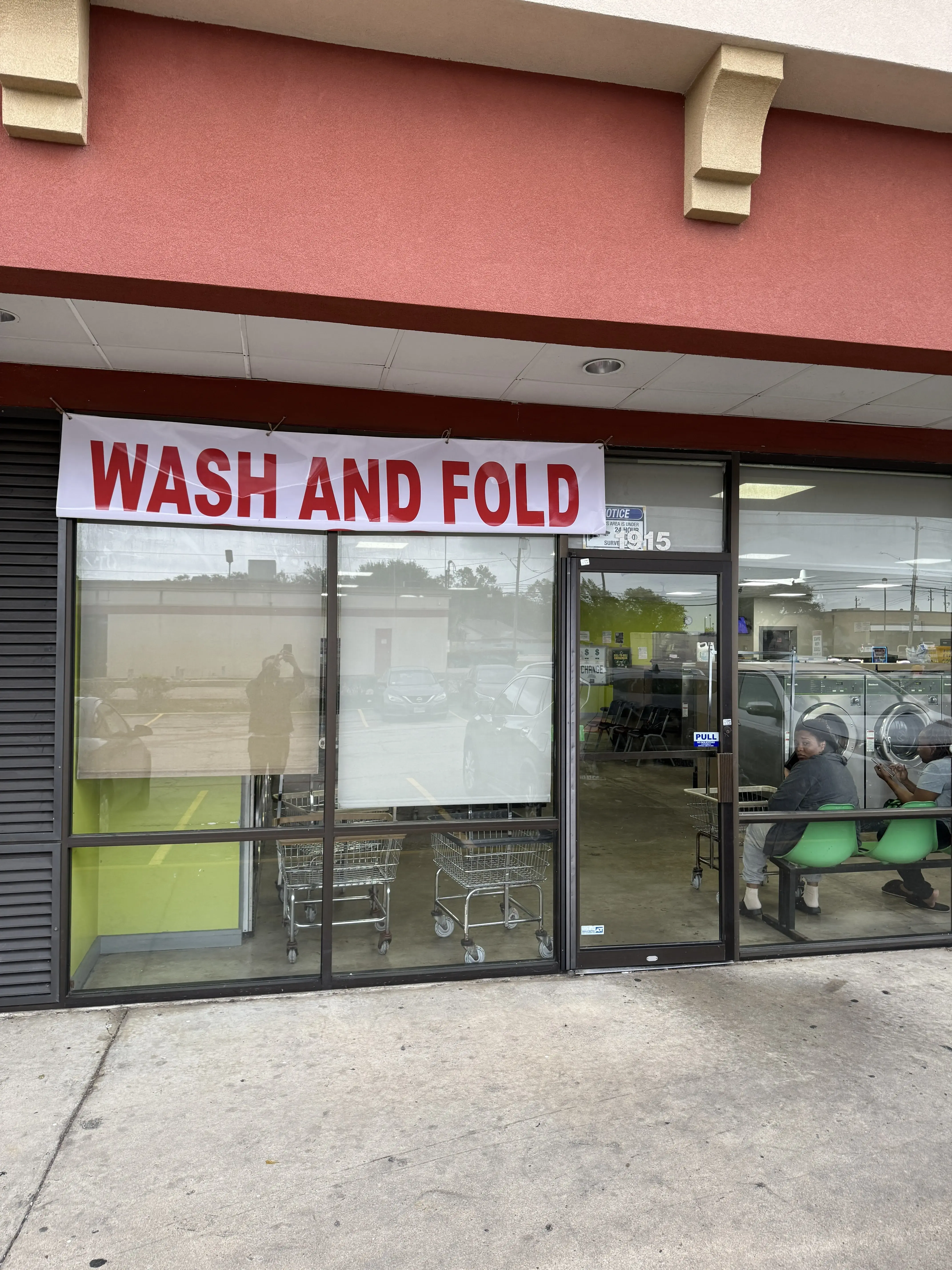 Missouri City Washateria thumbnail 4