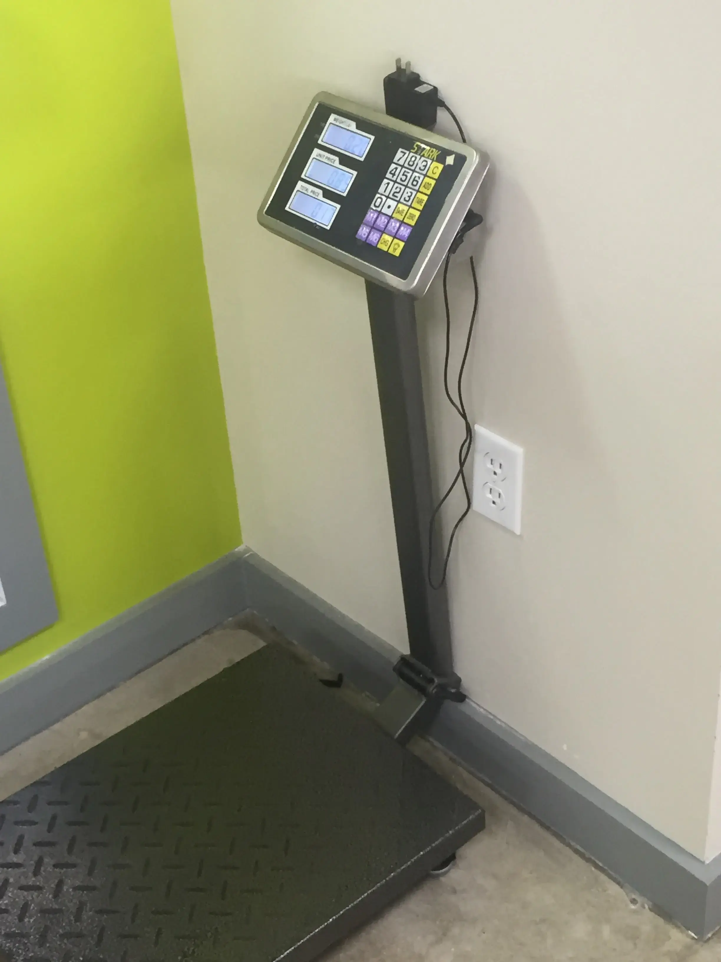 Missouri City Washateria - Image 12