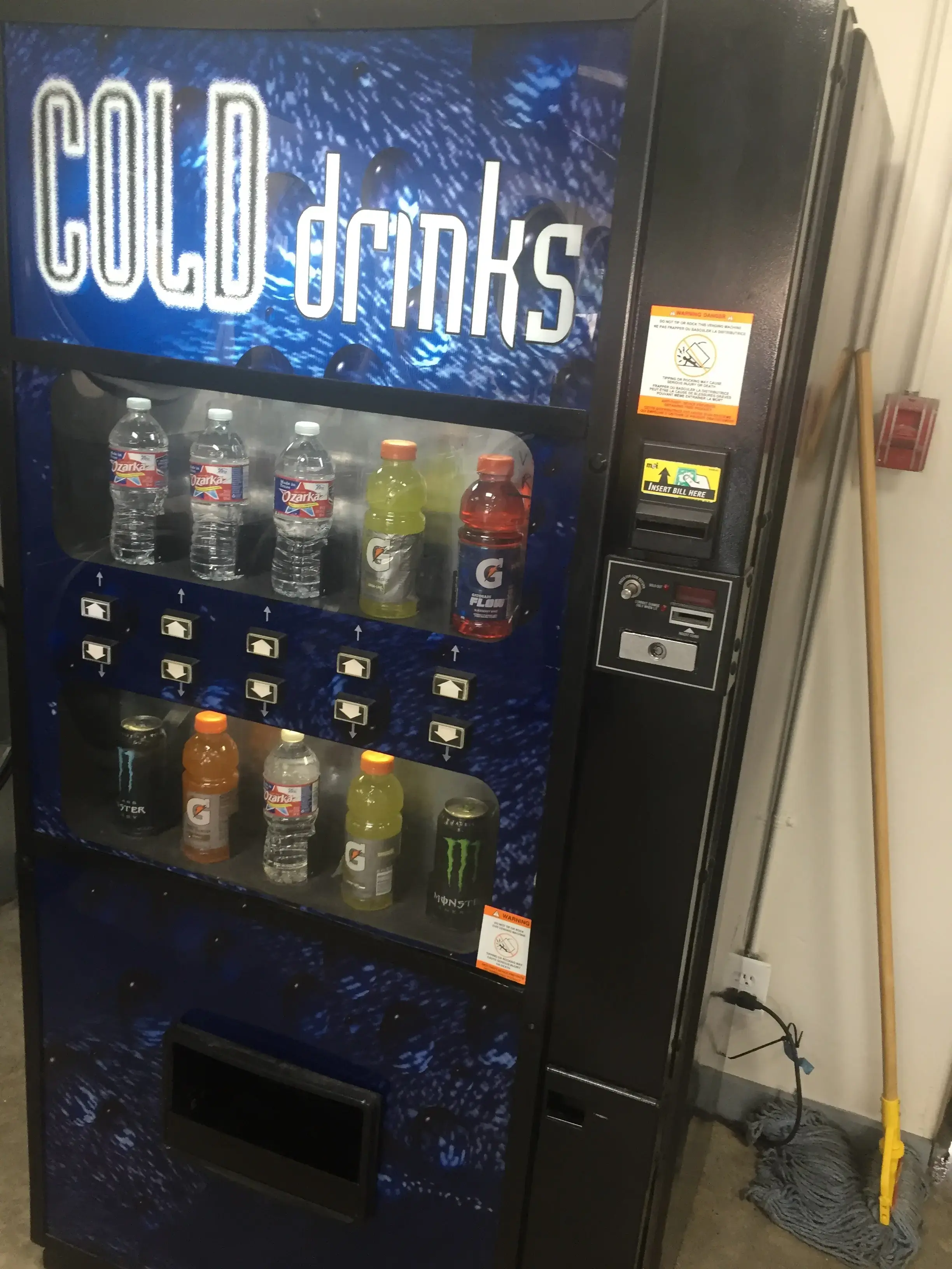 Missouri City Washateria thumbnail 7