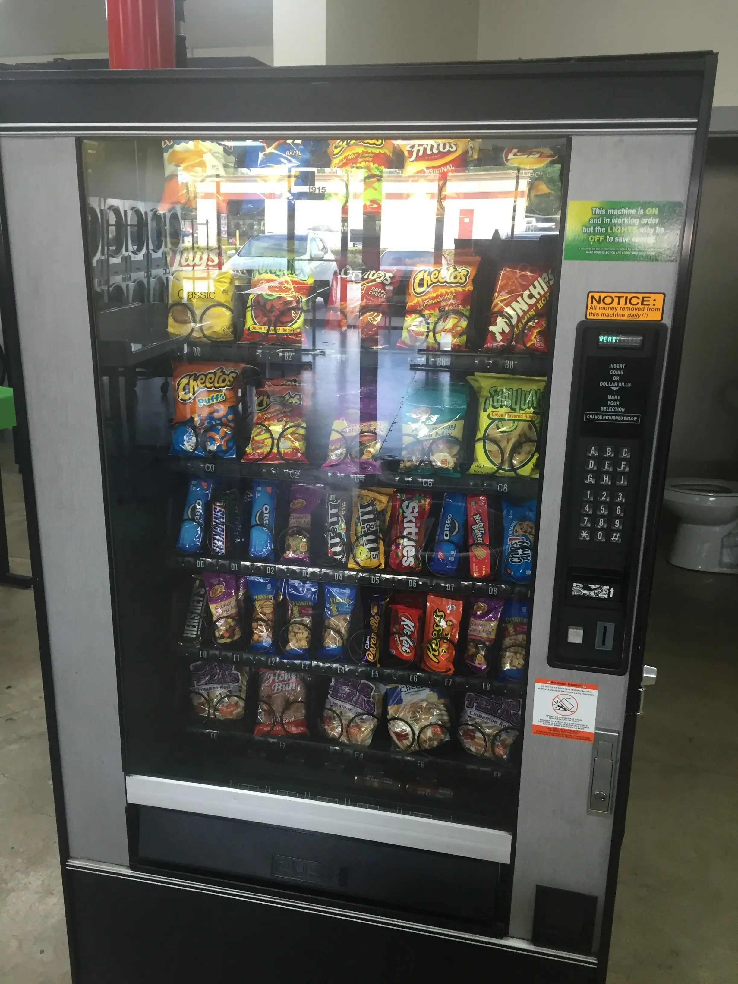 Missouri City Washateria - Image 18