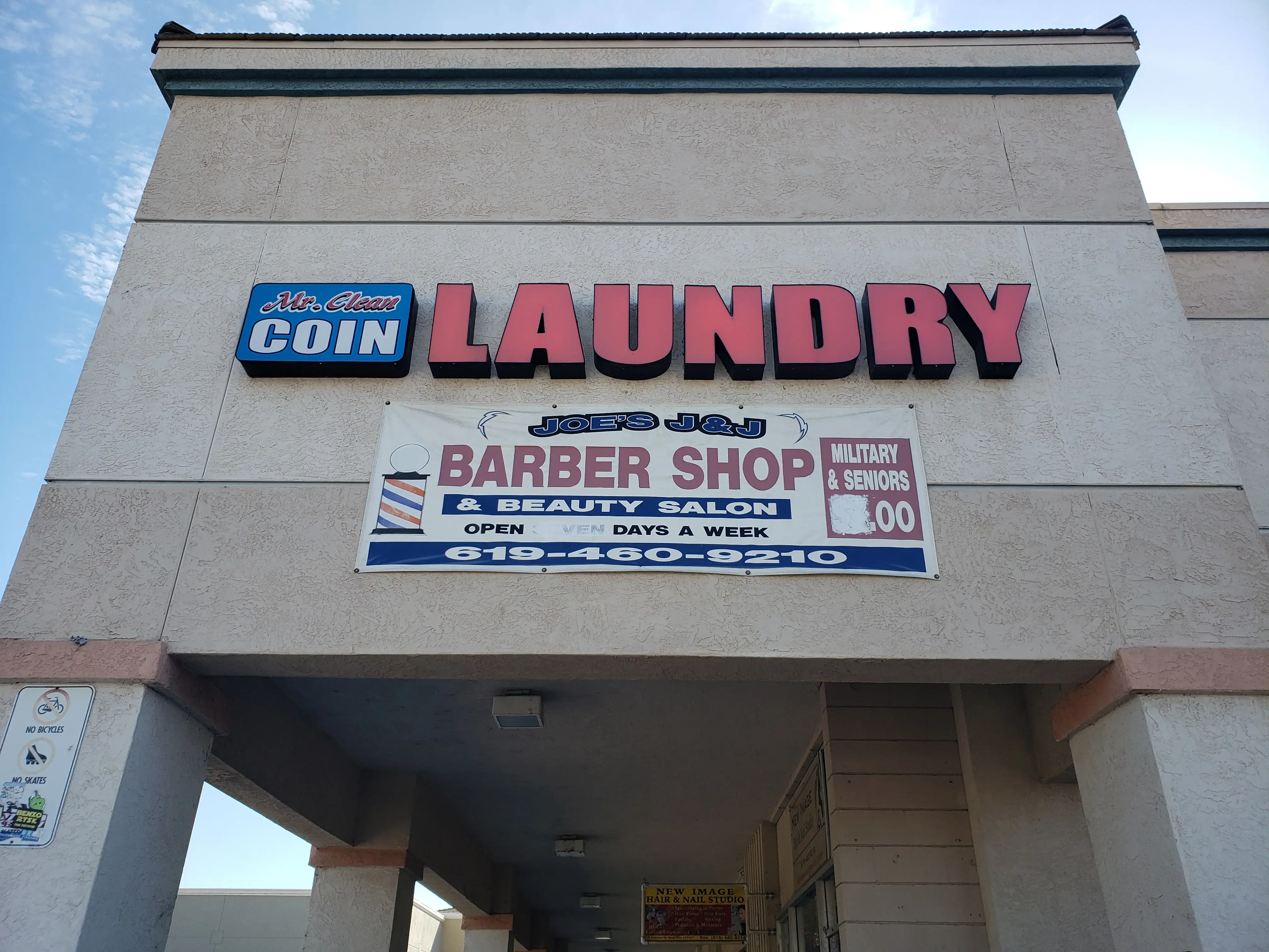 Mister Clean Coin Laundries thumbnail 3